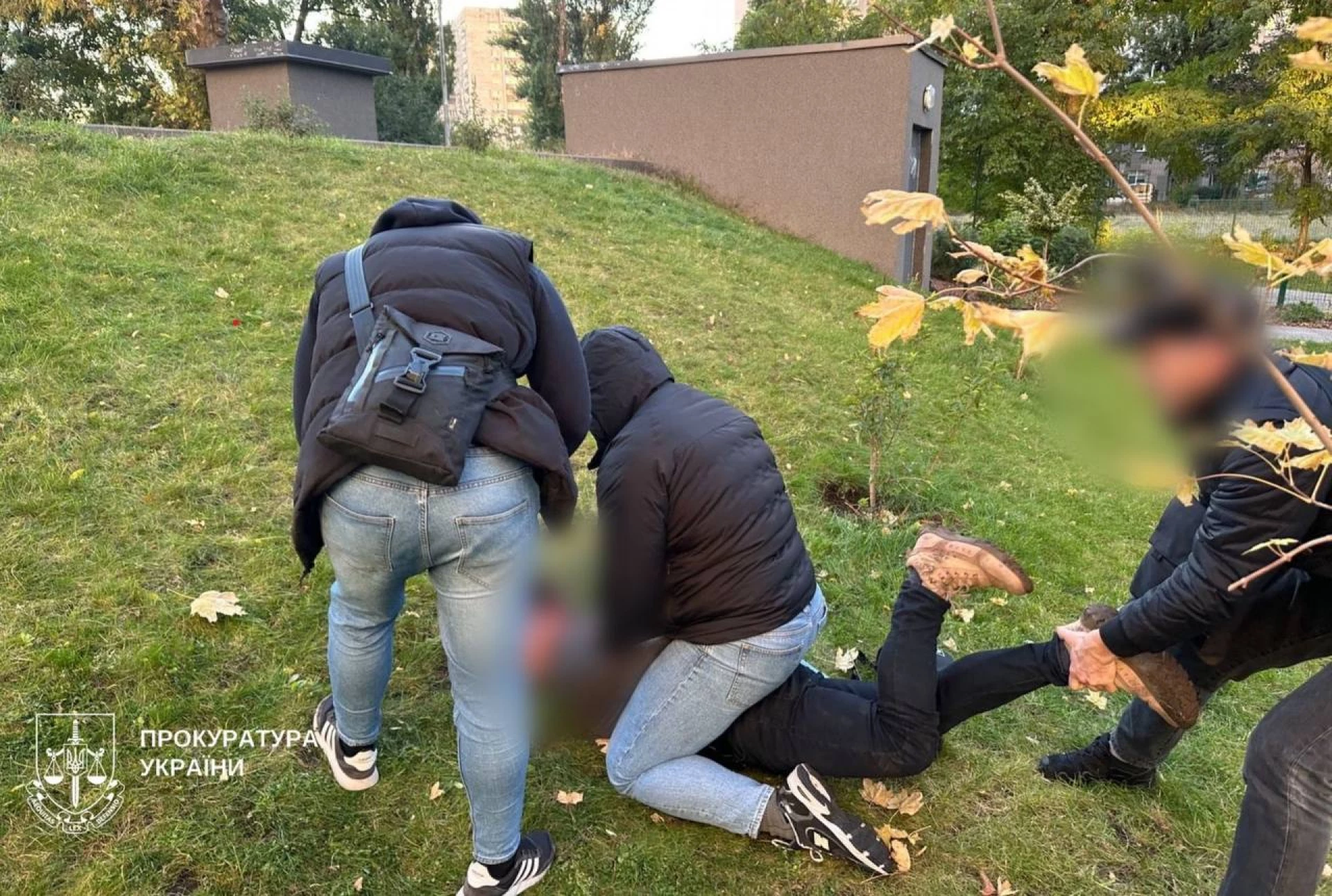 У Києві експатрульний вимагав 10 тис. доларів за фіктивне працевлаштування у військовому інституті