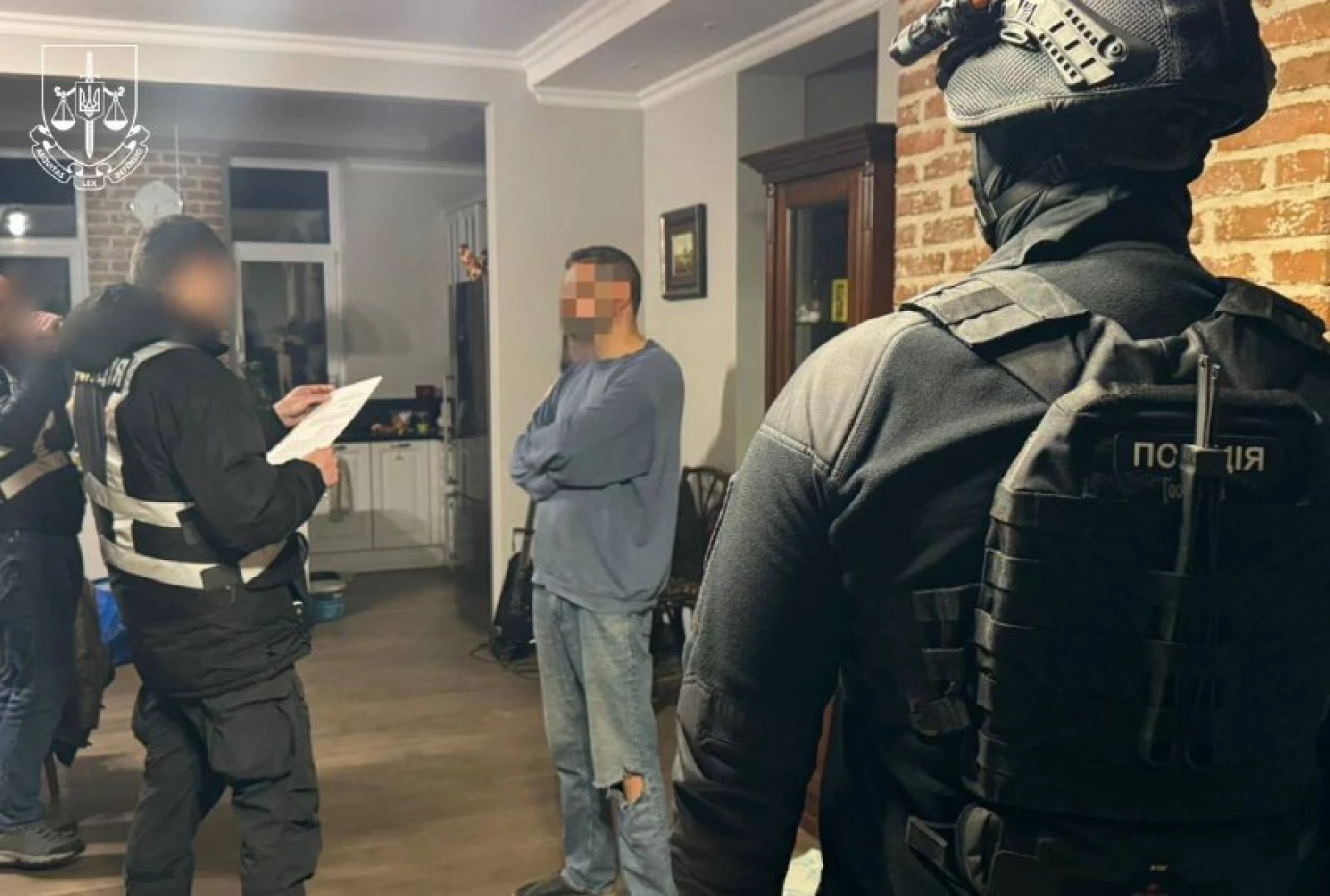Директор Молодого театру Білоусов підозрюється у ґвалтуванні студенток