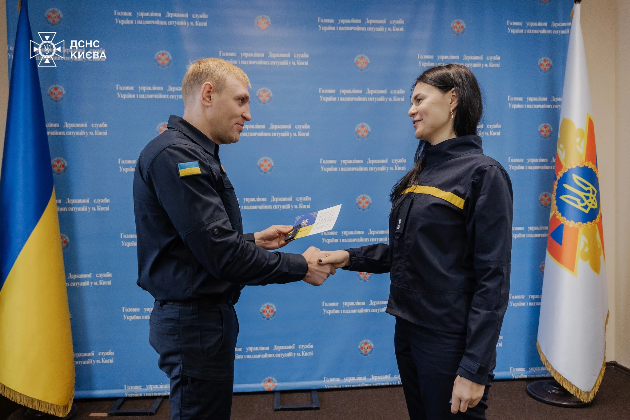 Київські рятувальники отримали державні та міські відзнаки за службу під час війни