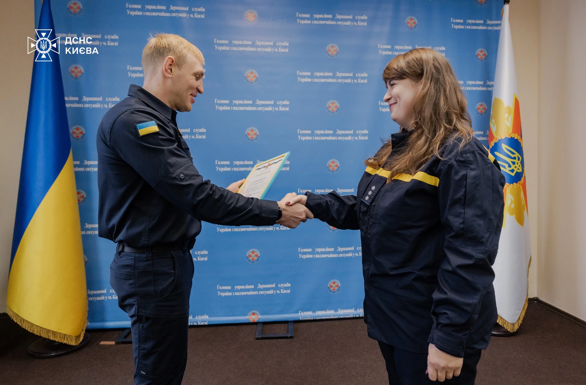 Київські рятувальники отримали державні та міські відзнаки за службу під час війни