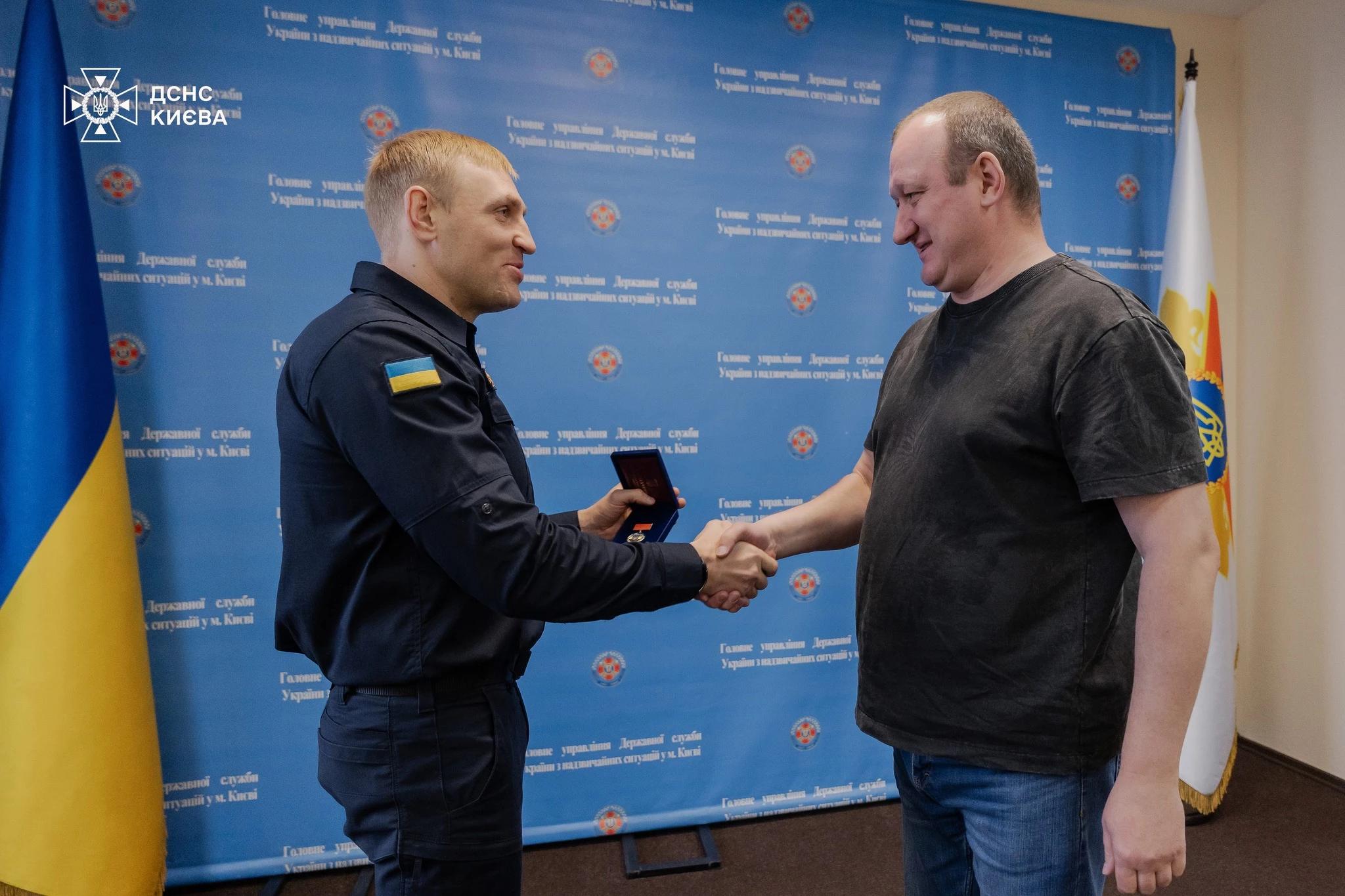 Київські рятувальники отримали державні та міські відзнаки за службу під час війни