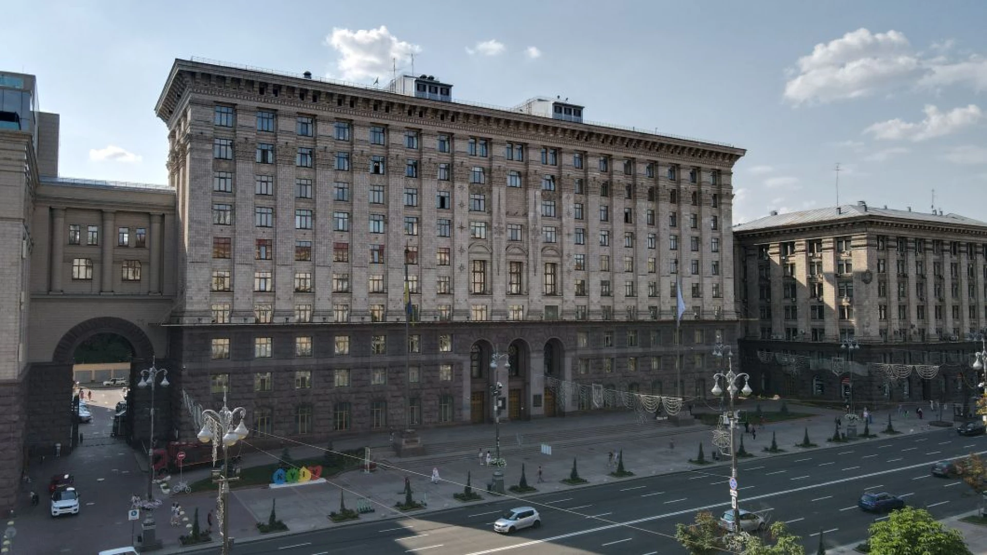 Будівля Київської міської ради – історія, архітектура та цікаві факти