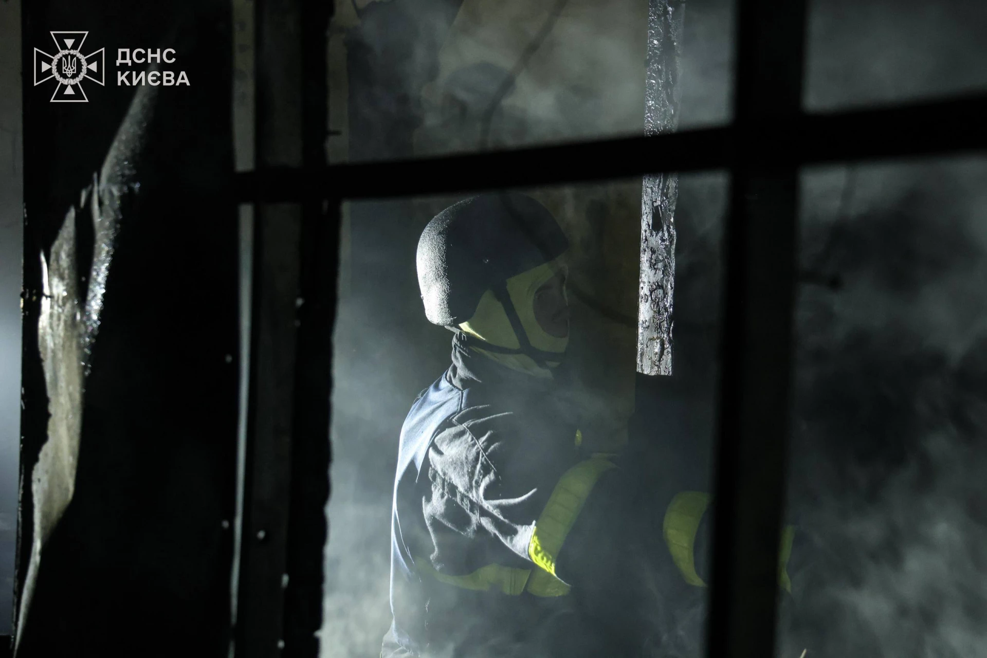 Внаслідок ворожої атаки на Київщині постраждала жінка