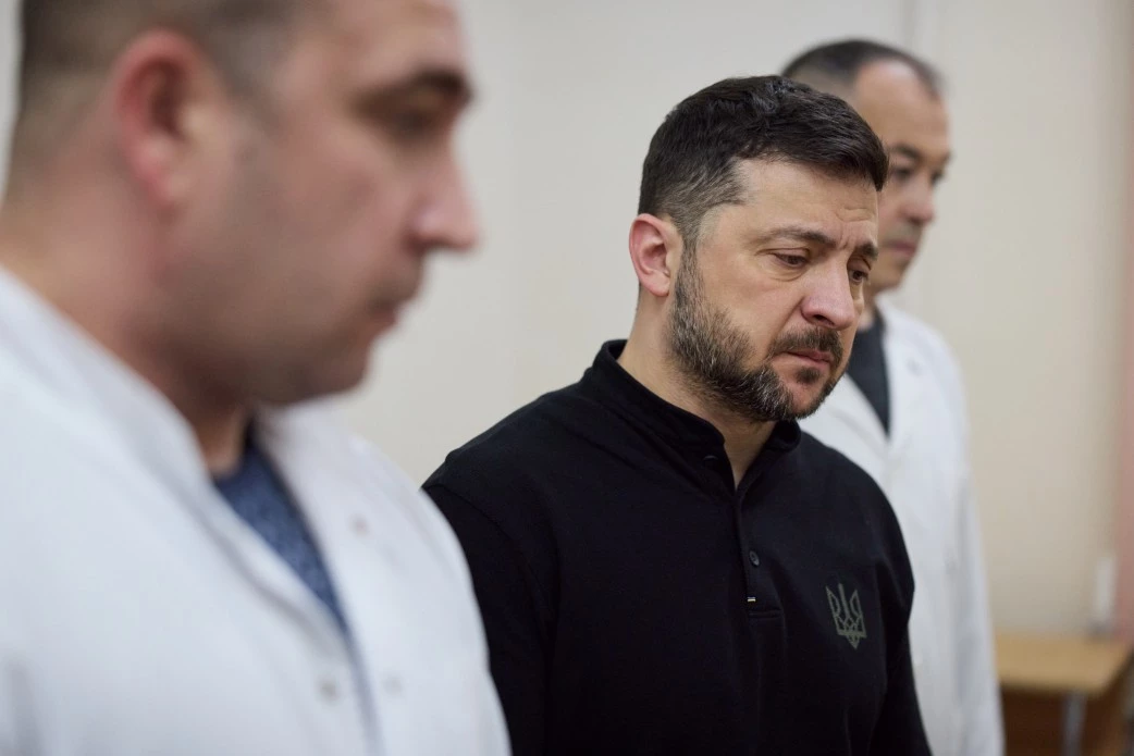 У Херсоні Зеленському показали реанімацію під землею. Фото