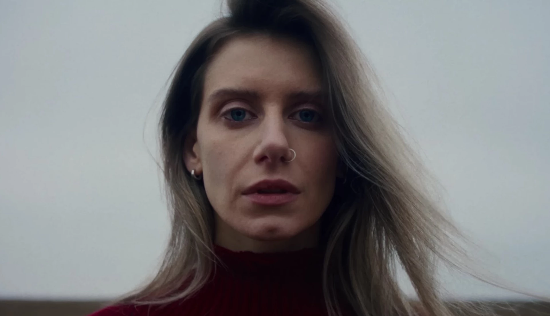 «Над Дніпром» — дивіться новий кліп від KALUSH і Markos