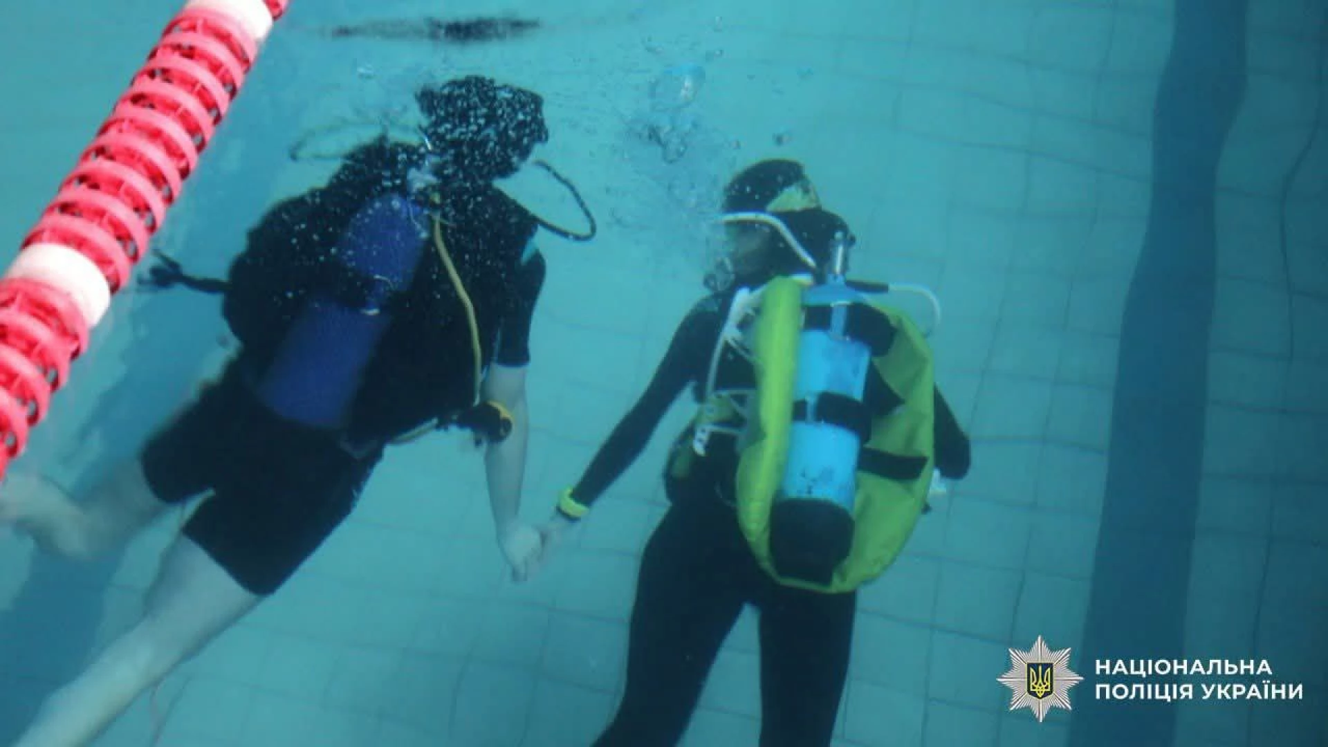 Ветерани столичної поліції відвідали заняття з дайвінгу