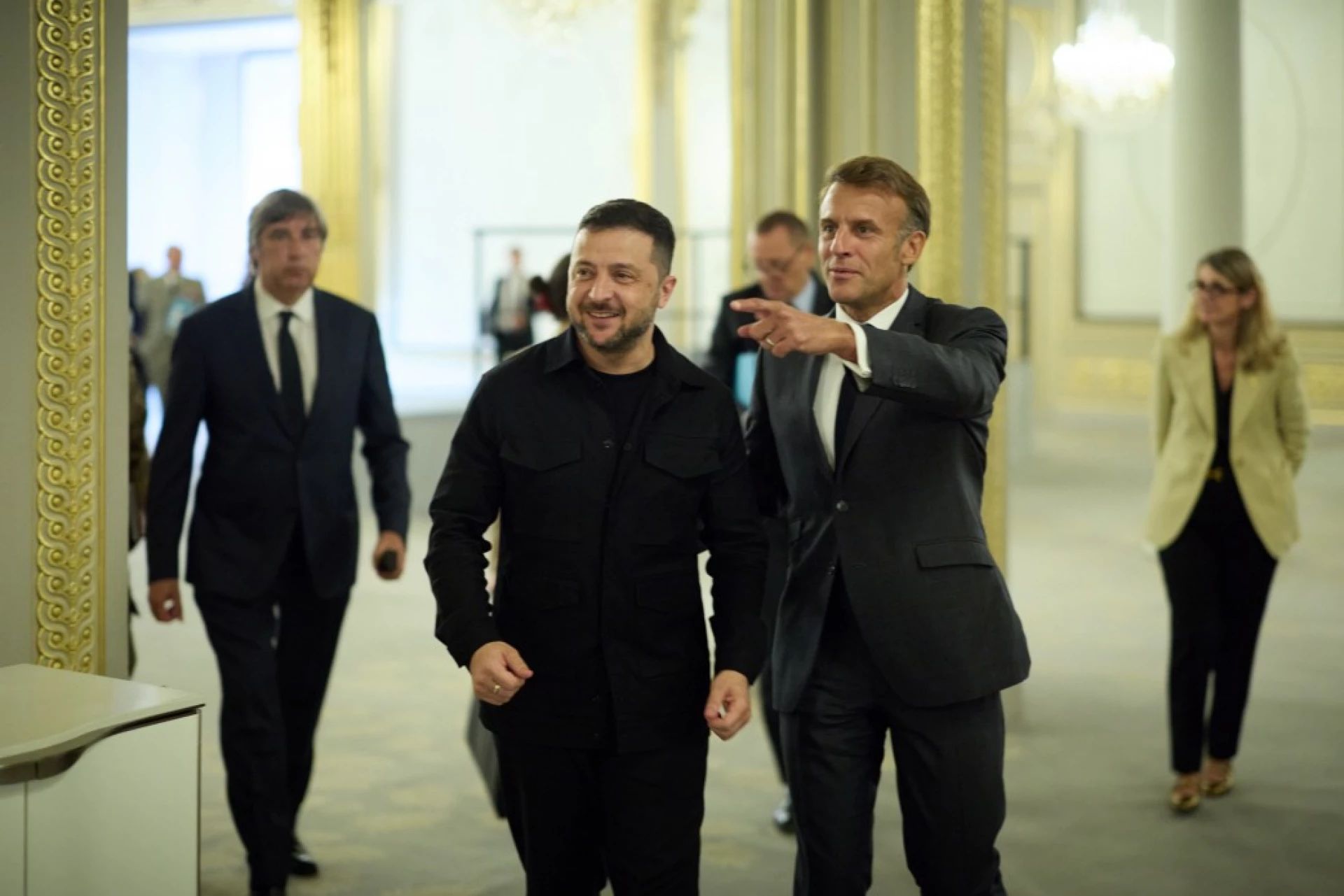 Зеленський проведе термінову розмову із європейськими лідерами