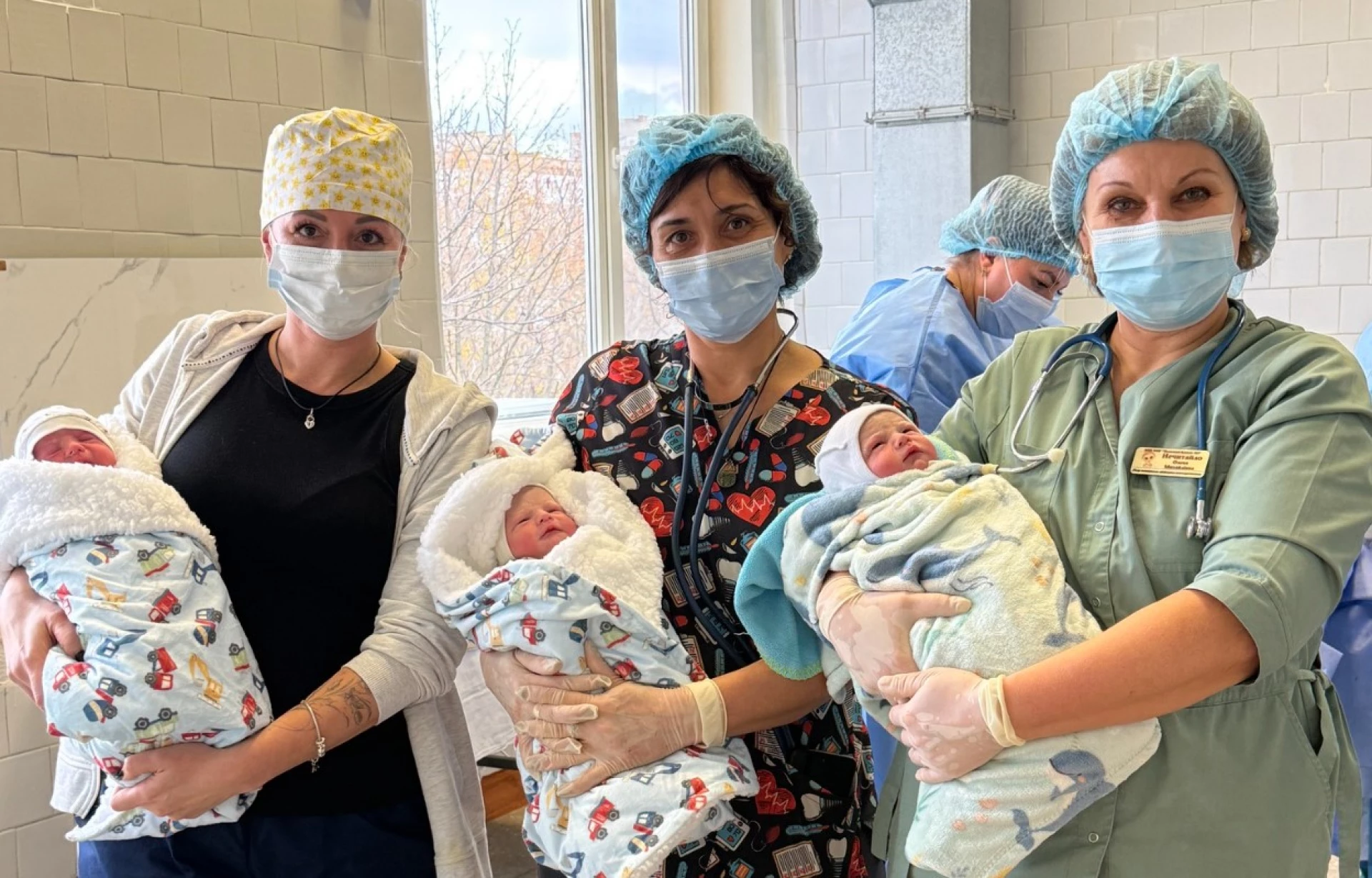 Трійня хлопчиків народилася у Миколаєві, сім’я вже мала 4 дітей