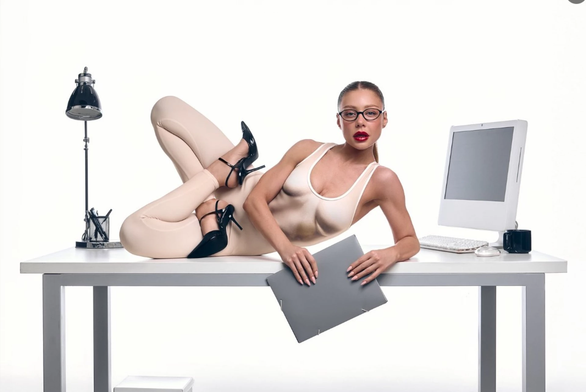 Тіна Кароль та VISHNI випустили лімітований дроп спортивного одягу