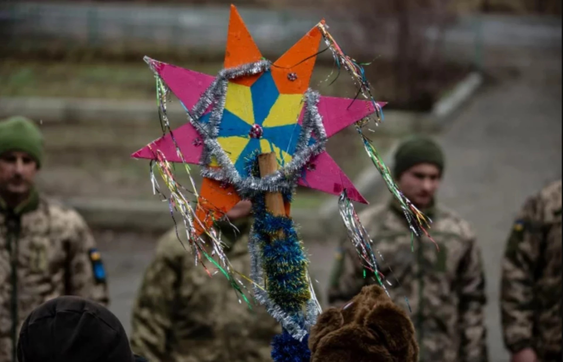 Патріотичні колядки про Україну та воїнів ЗСУ