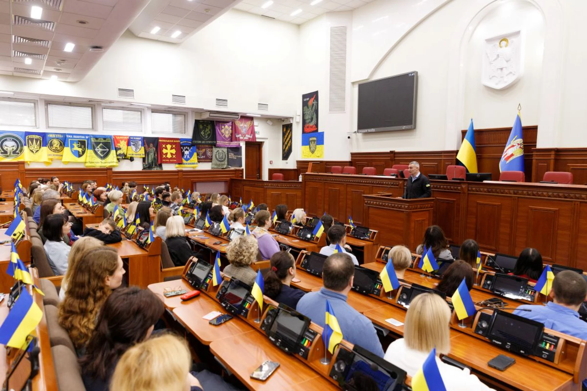 Кличко нагородив працівників Київради з нагоди Дня місцевого самоврядування