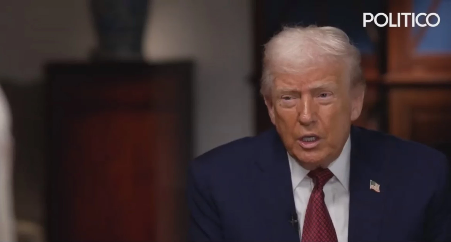 Україна має провести вибори, — заявив Трамп