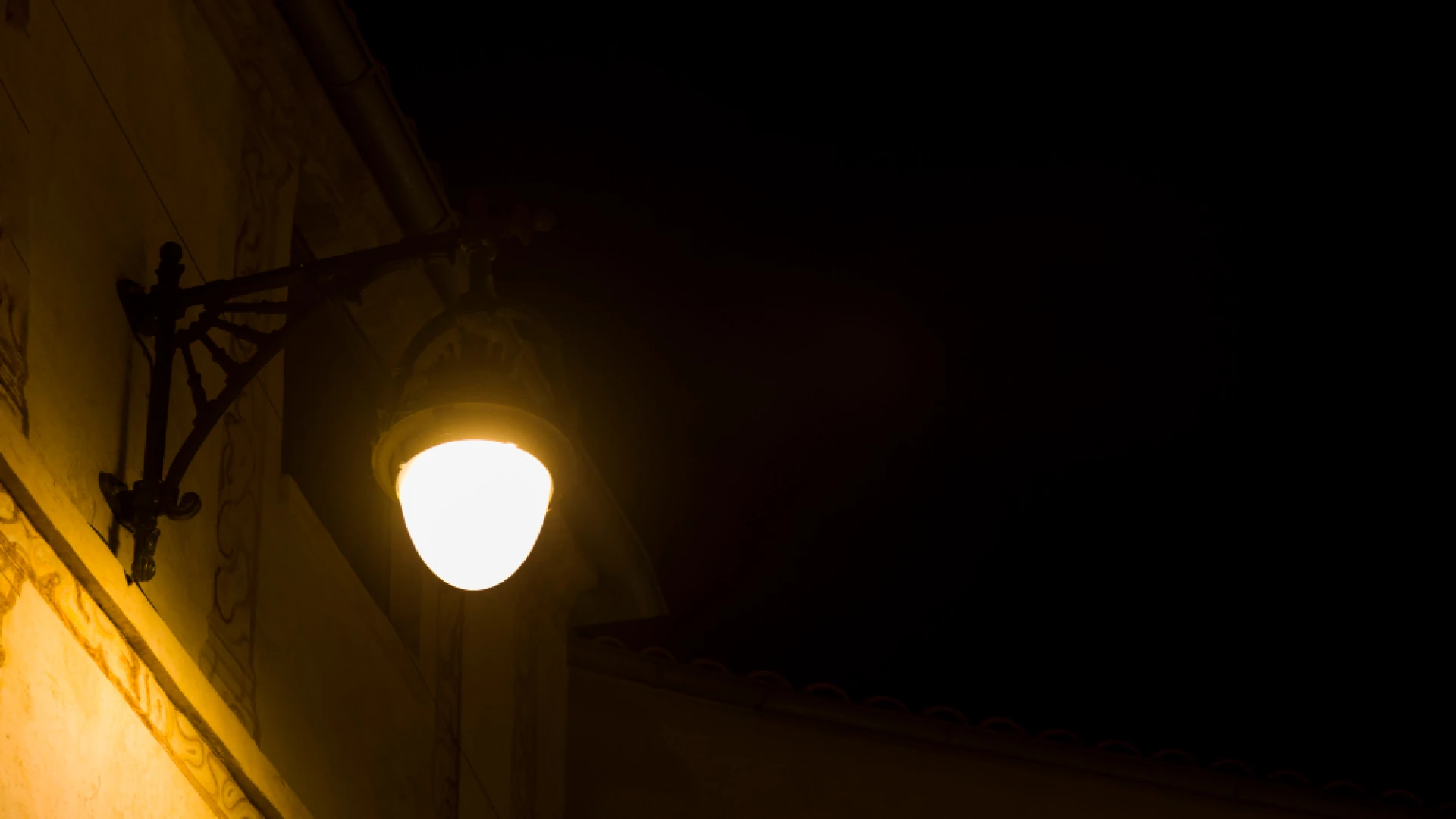 Графік відключення світла у Києві та області на 10 грудня 2025