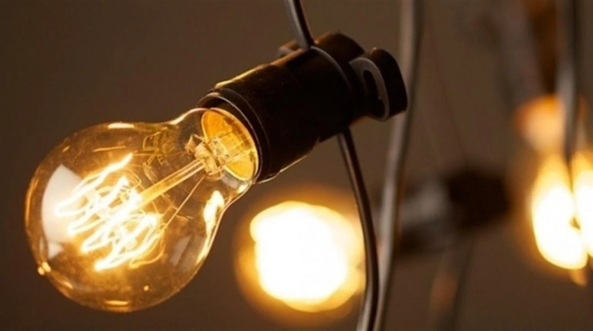 Графік відключення світла на Черкащині сьогодні – 13 грудня