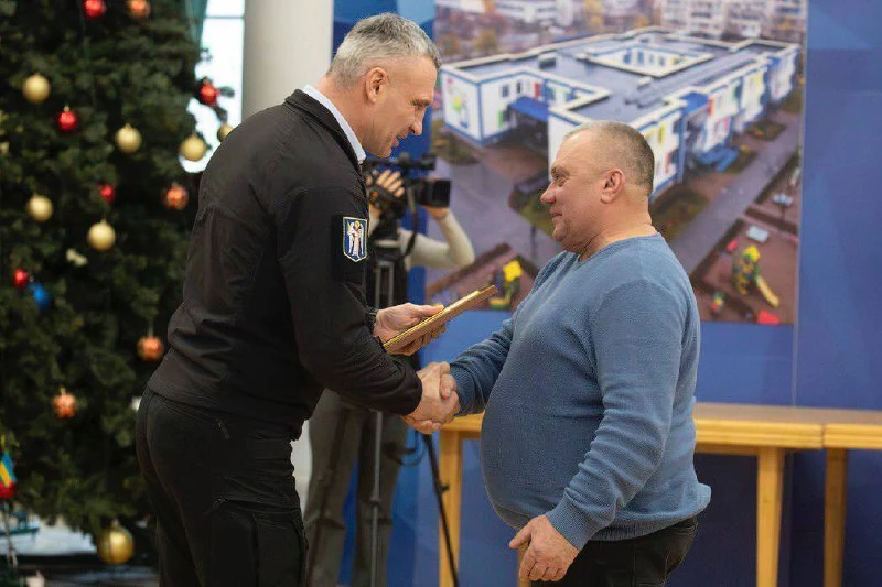 Віталій Кличко привітав столичних енергетиків із професійним святом