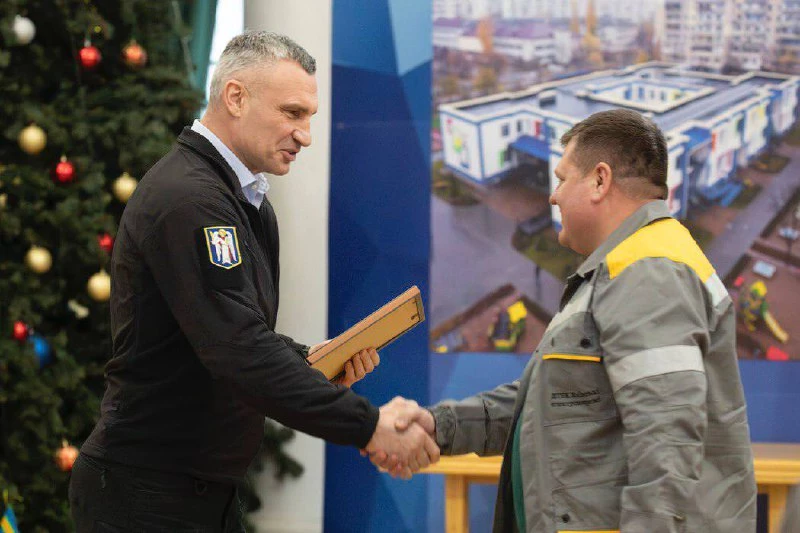 Віталій Кличко привітав столичних енергетиків із професійним святом