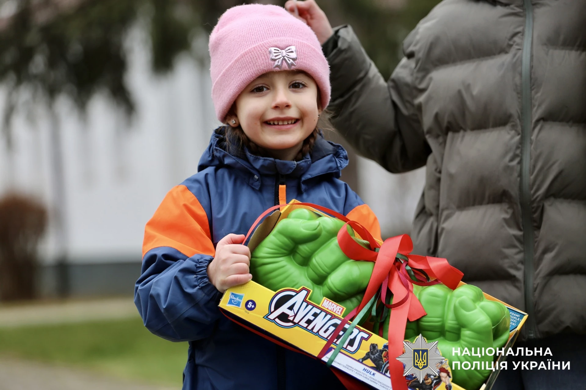 Поліцейські Києва привітали дітей загиблих і зниклих безвісти колег із новорічними святами