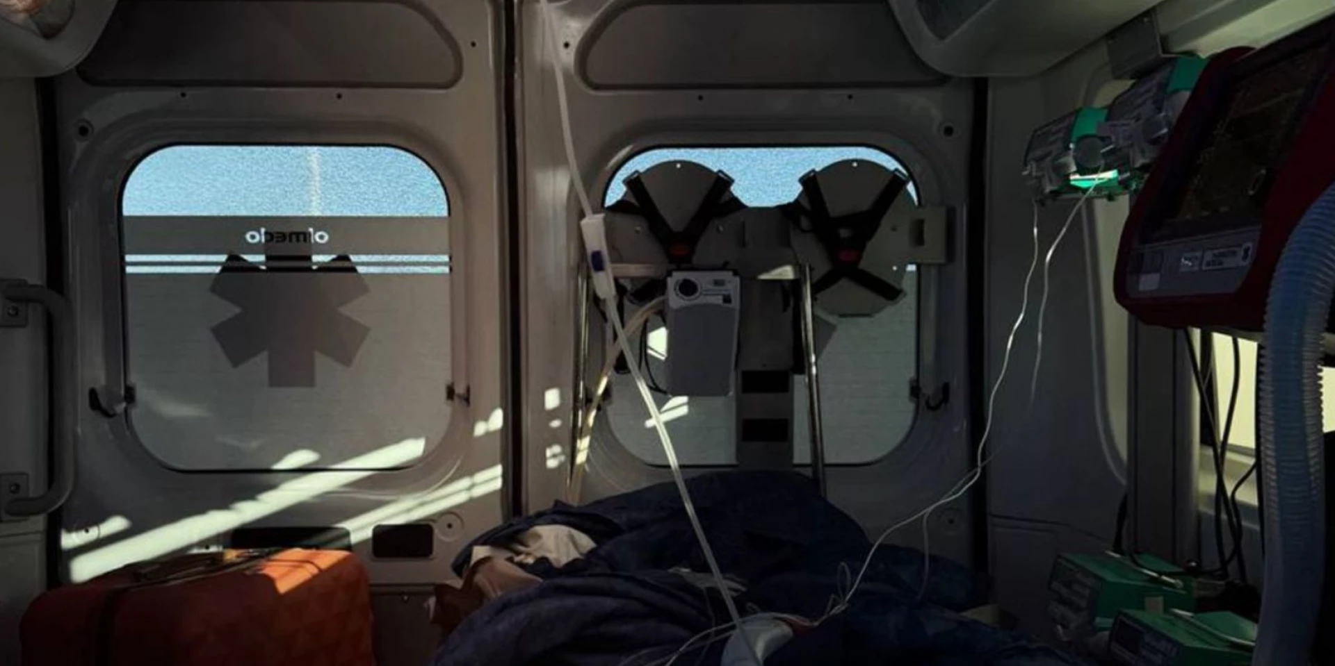 До Німеччини транспортували 16-річну дівчину, яка впала у кип’яток через прорив теплотраси у Києві