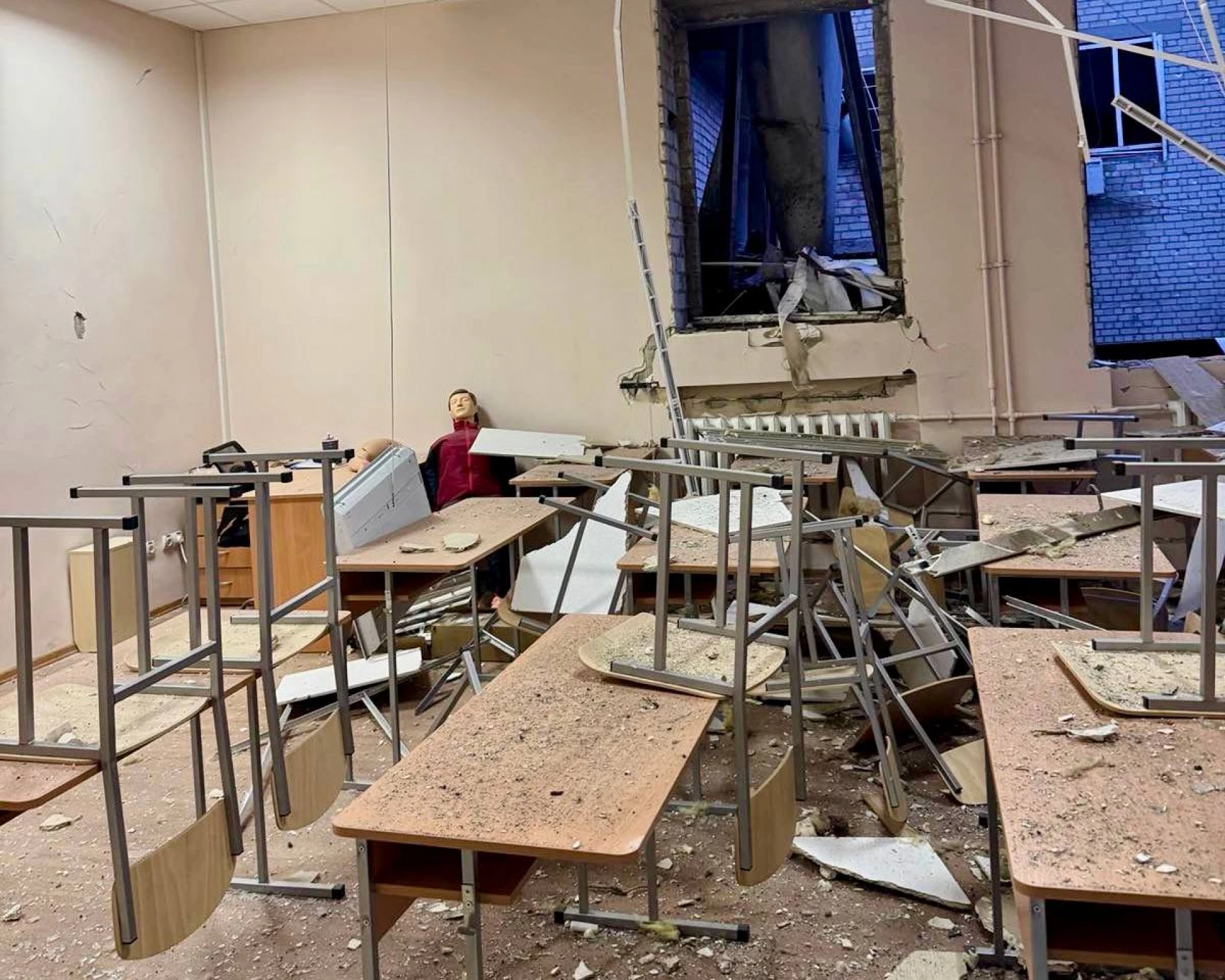 У Дніпрі – надзвичайна ситуація національного рівня, - Філатов про наслідки обстрілів