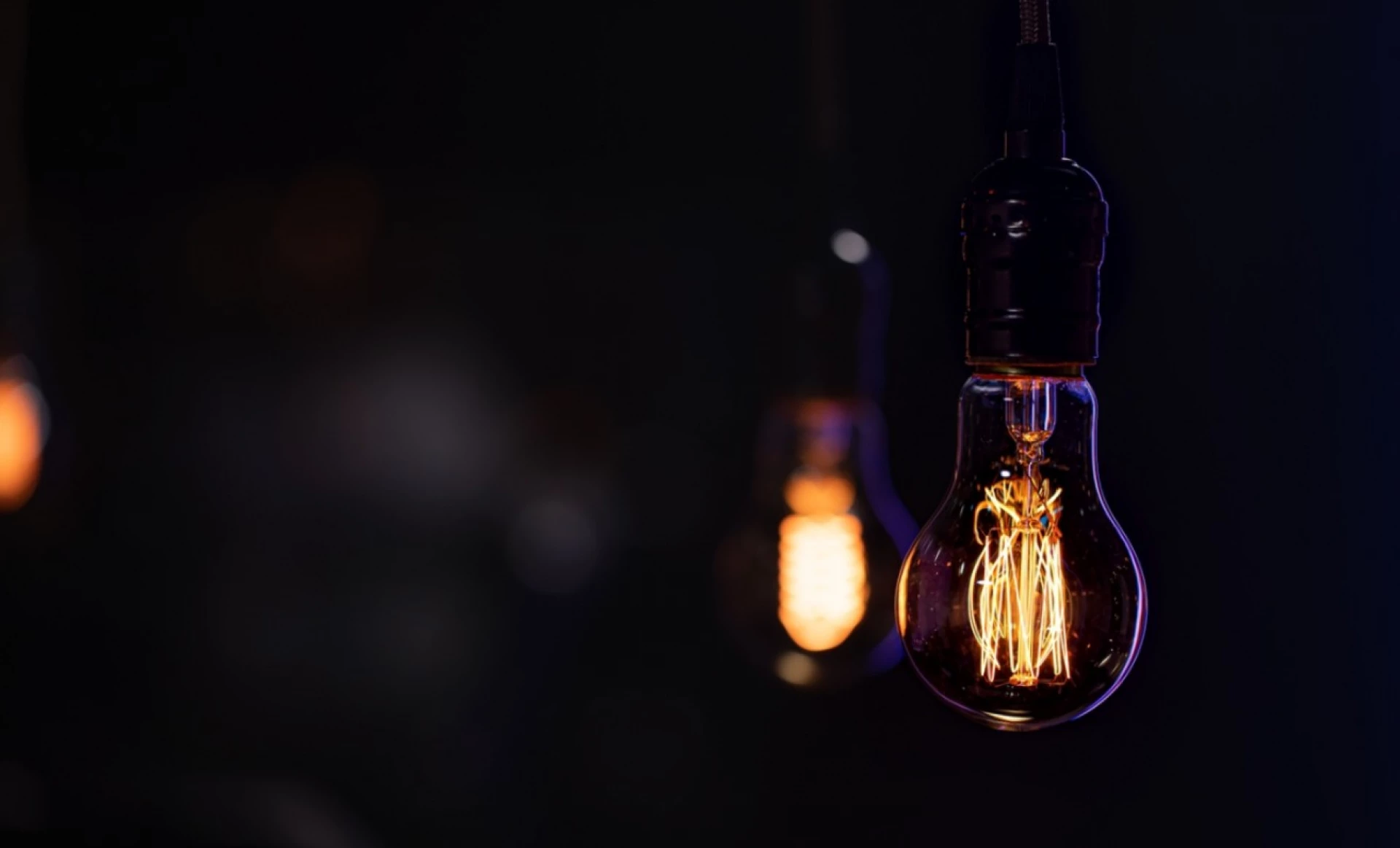 Нові графіки відключення світла у Черкаській області почнуть діяти із 14 січня