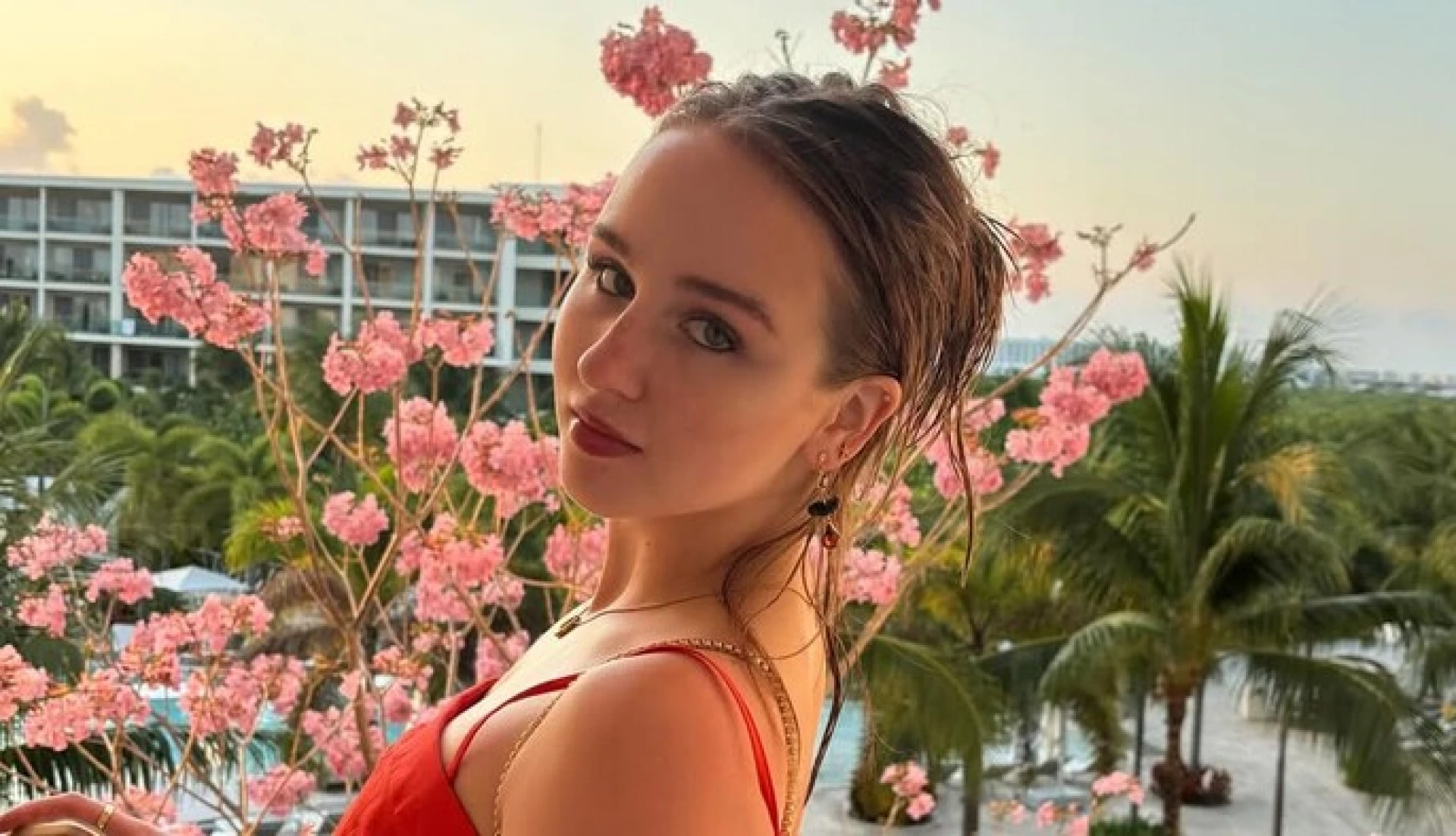 Киянка Надія Башинська стала дублеркою в серіалі Netflix