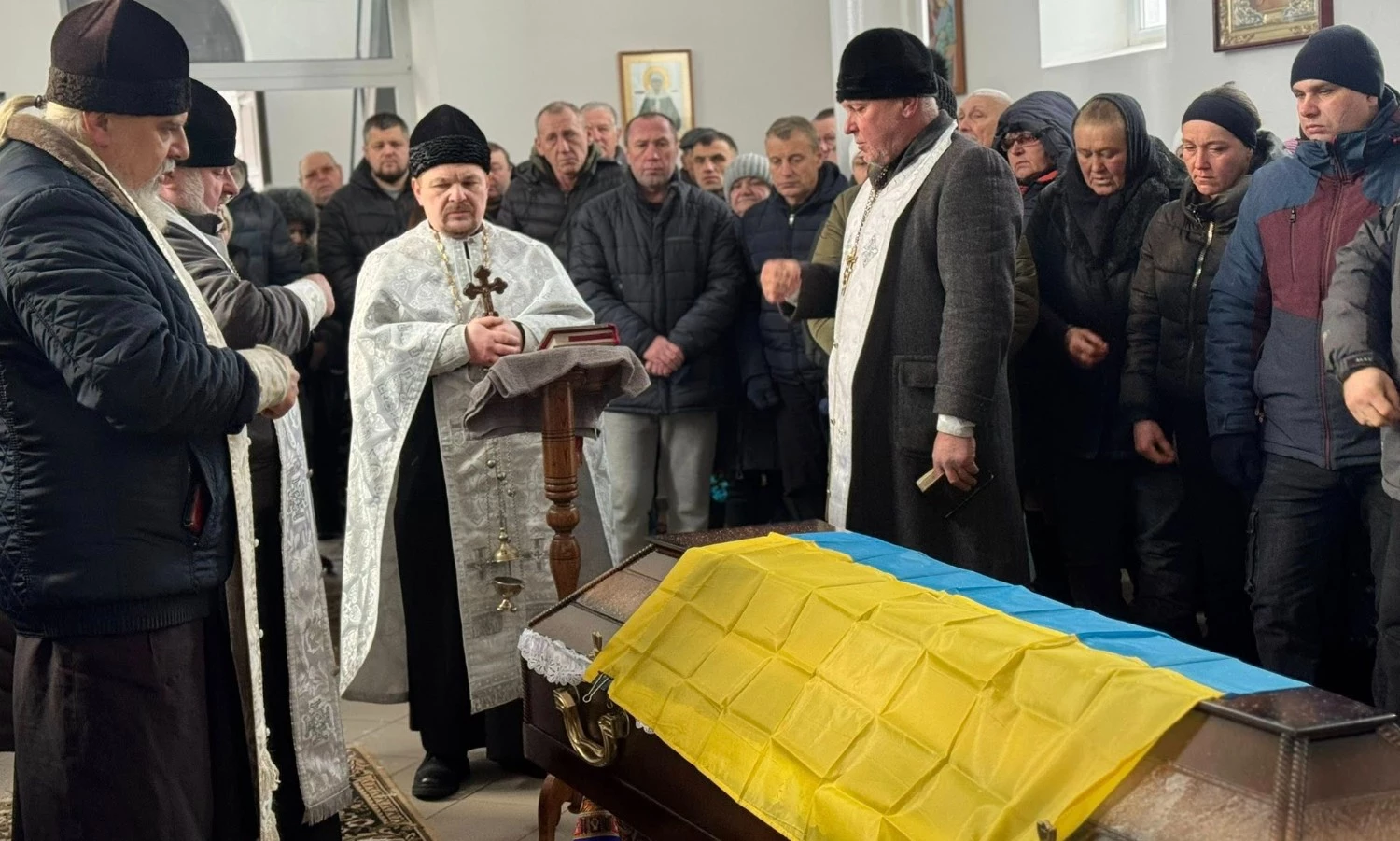 У Черкаській області попрощалися зі снайпером, який загинув на Курському напрямку