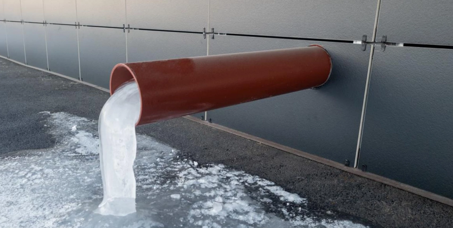 Жителям Умані розповіли, як захистити труби і каналізацію від замерзання