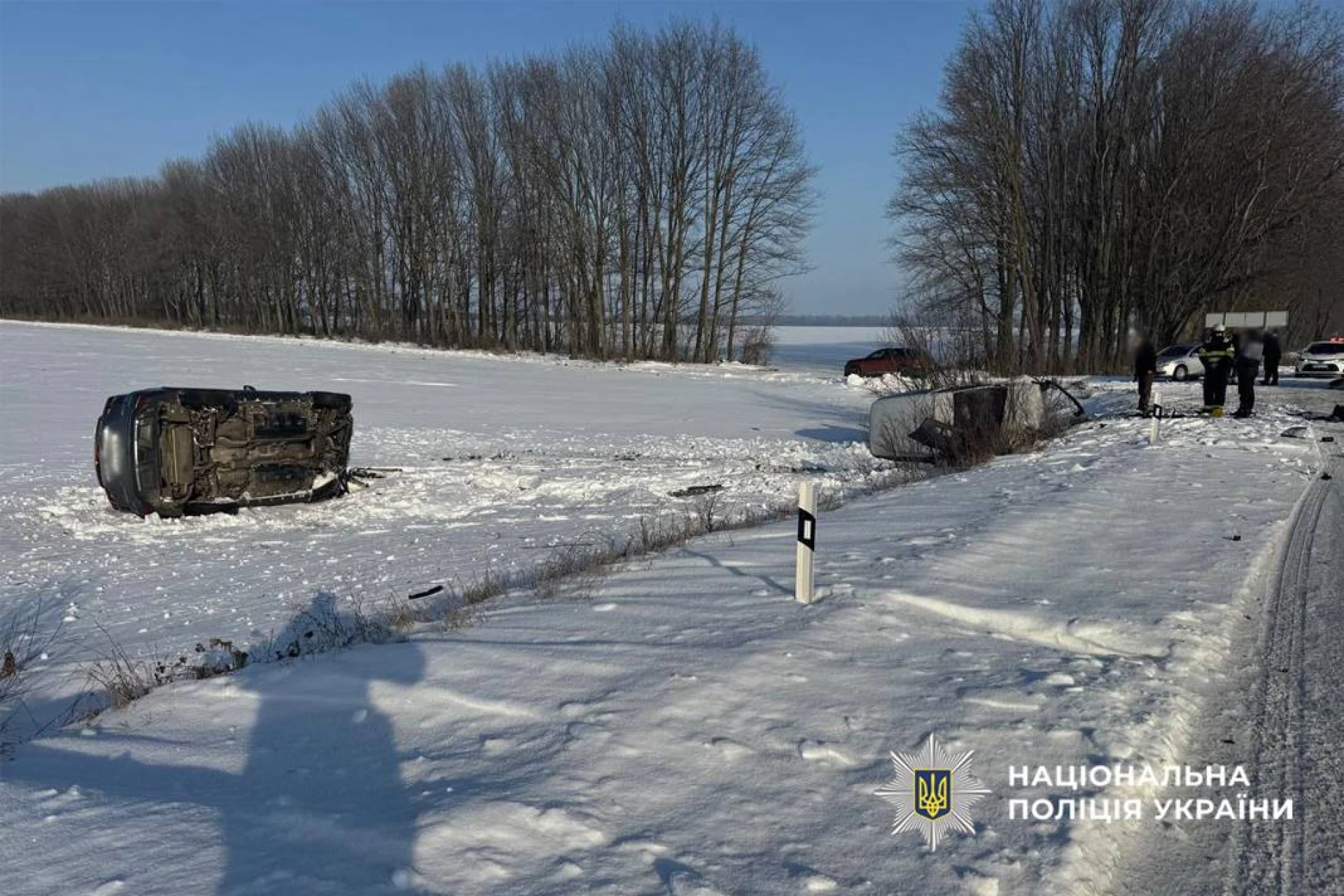 Автомобілі злетіли з дороги і перекинулися внаслідок ДТП в Уманському районі