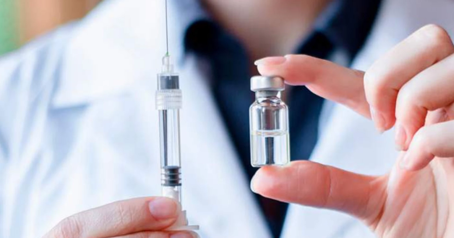 Медики розповіли, як зберігають вакцини у Черкаській області під час відключення світла