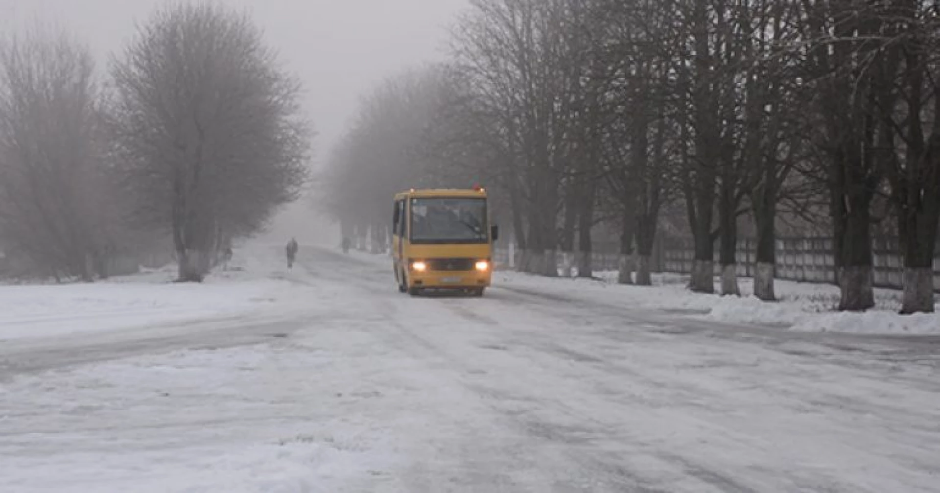 Шкільні автобуси в Бучі знову вийшли на маршрути