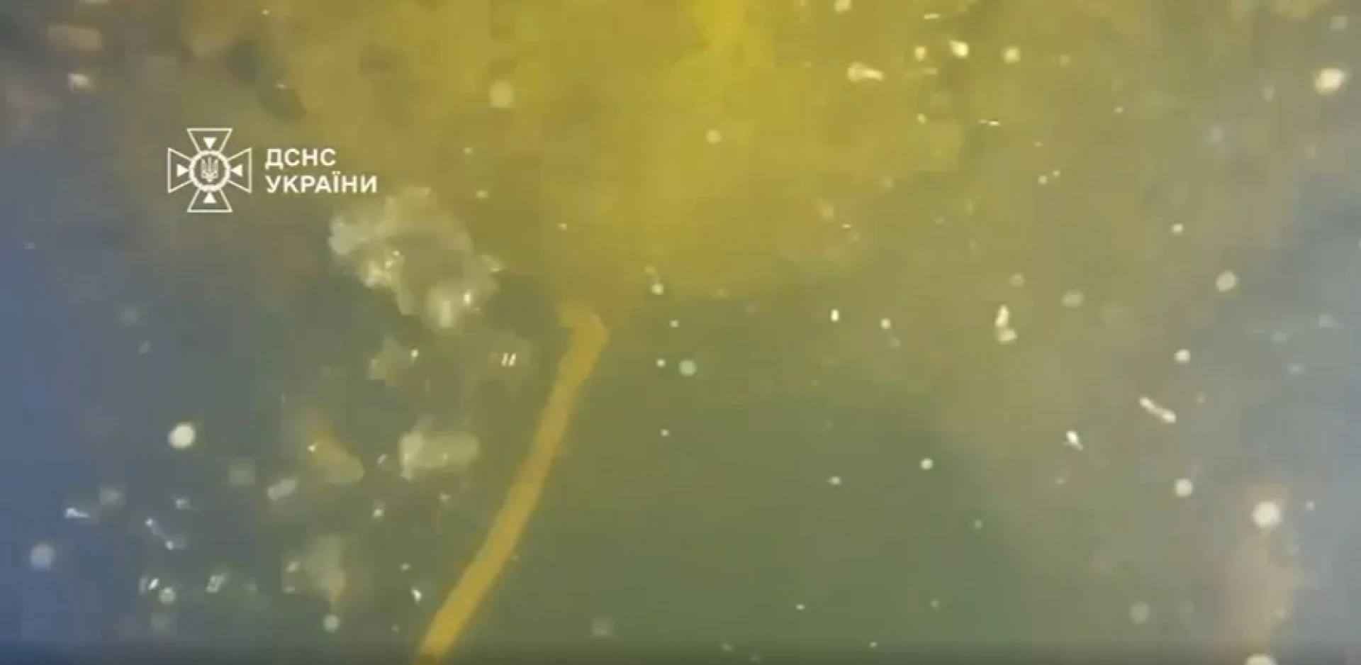 Водолази ДСНС показали, як на київській ТЕЦ у мороз -15, ремонтували труби