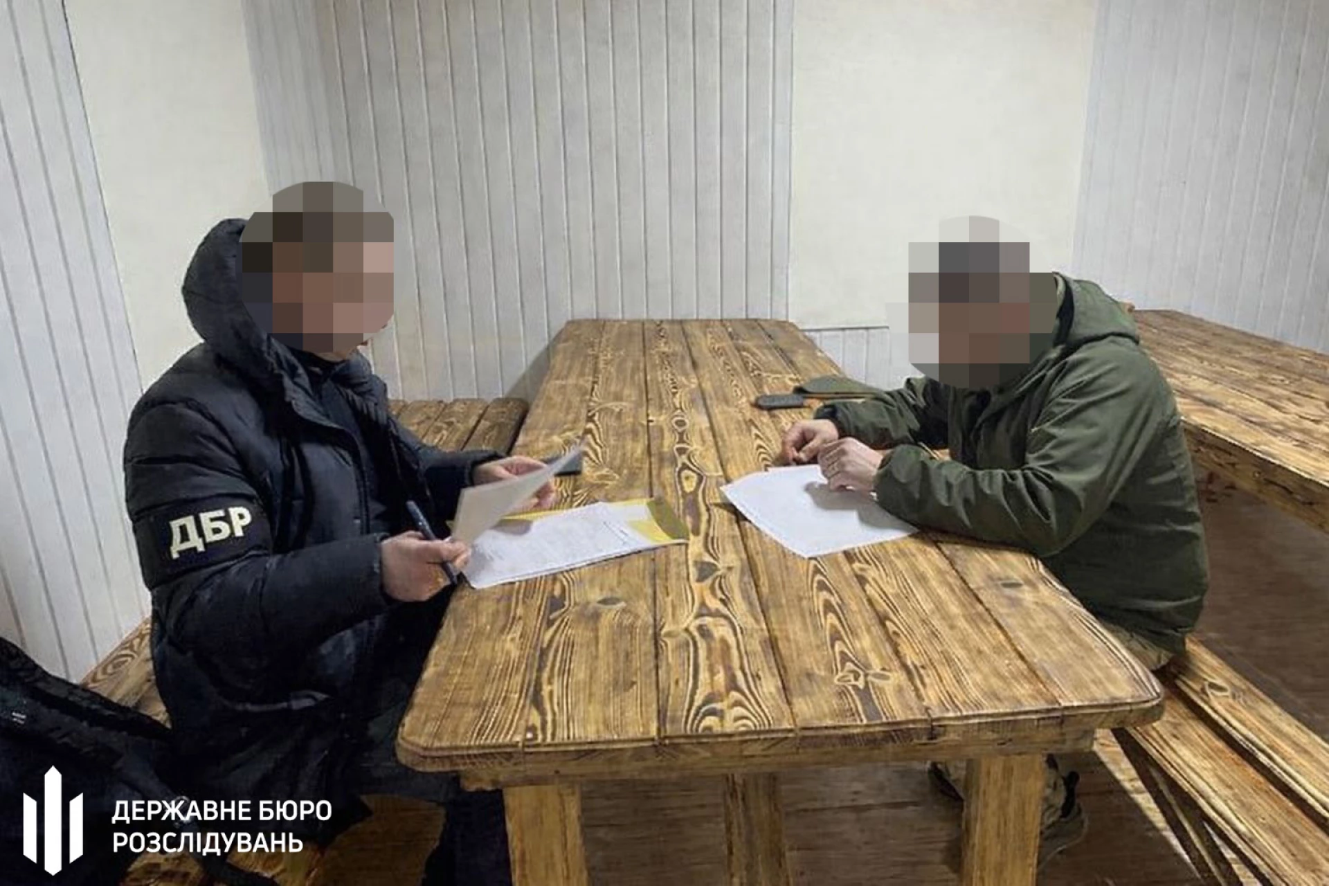 Внесли фіктивні відстрочки у «Оберіг»: на Черкащині викрили організовану групу посадовців ТЦК та ЗСУ