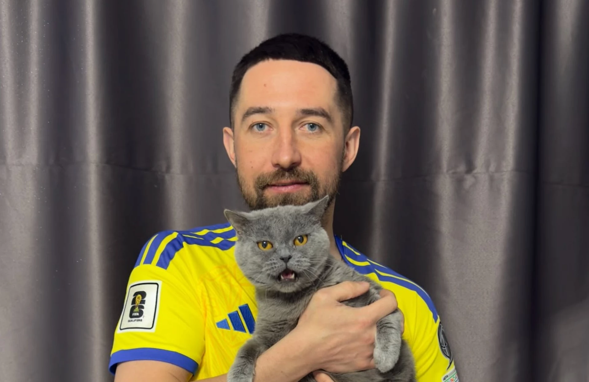 Автор фрази про «Русскій воєнний корабль» показав домашніх улюбленців