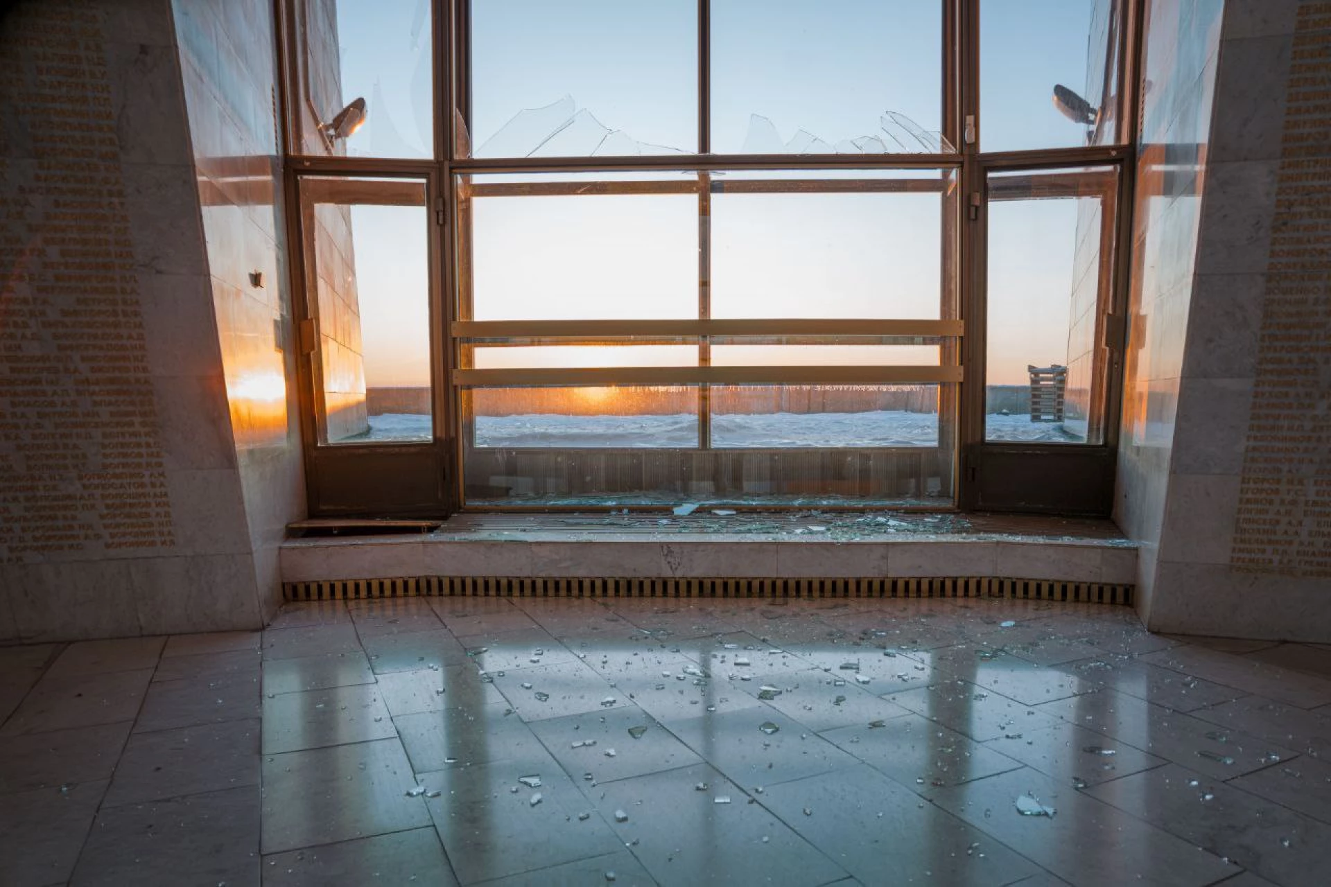 Росія пошкодила Національний музей історії України у Другій світовій війні