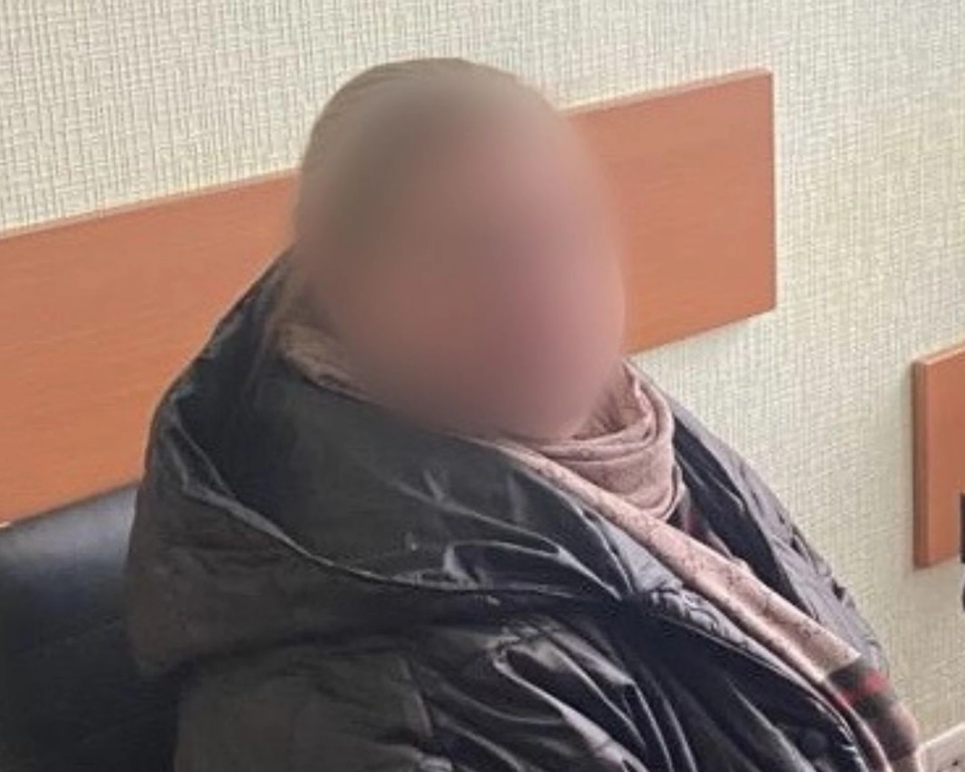 У Києві працівниці турфірми повідомили про підозру за фіктивні документи для іноземців