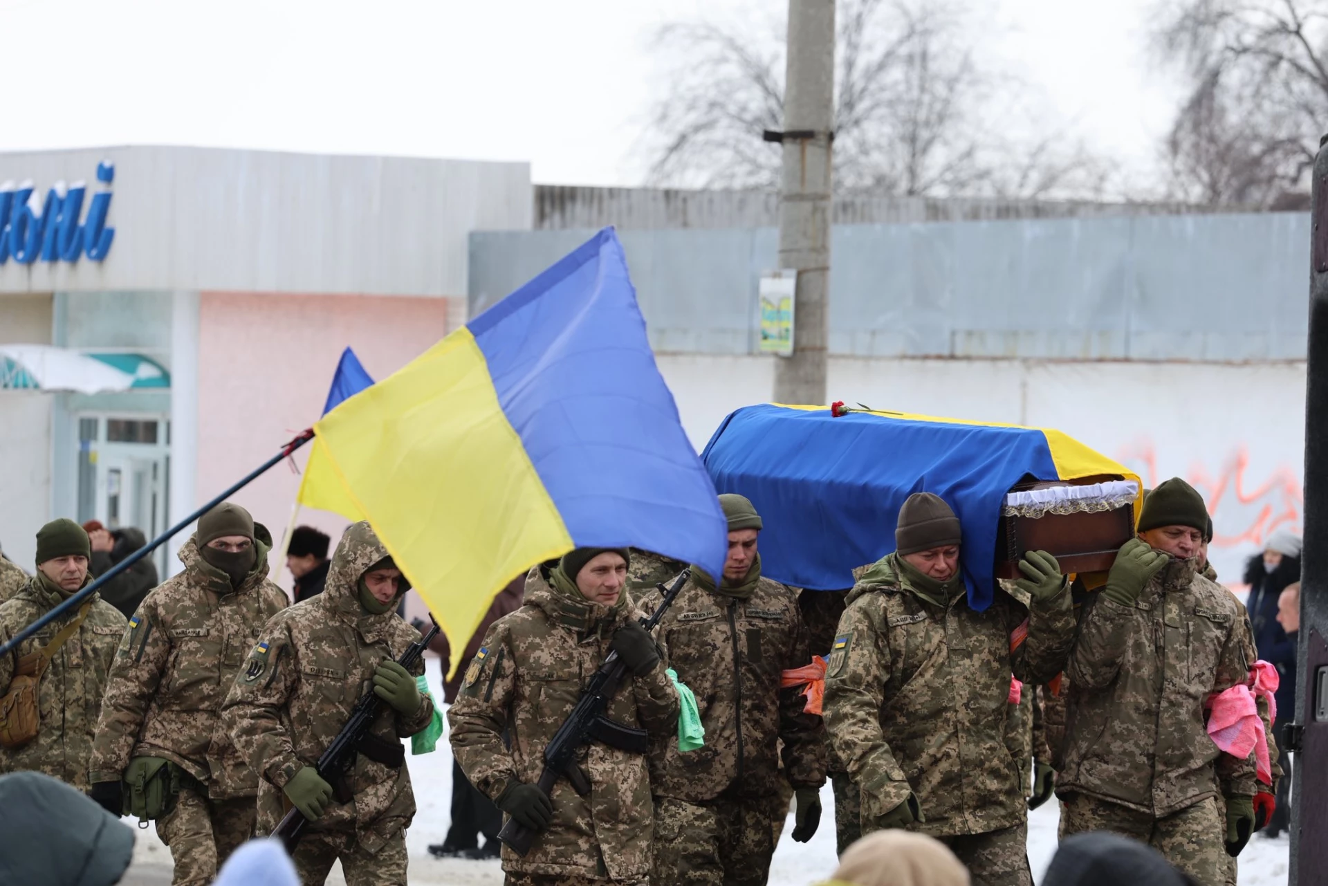 В Умані прощалися із водієм аеромобільного підрозділу, який загинув на фронті