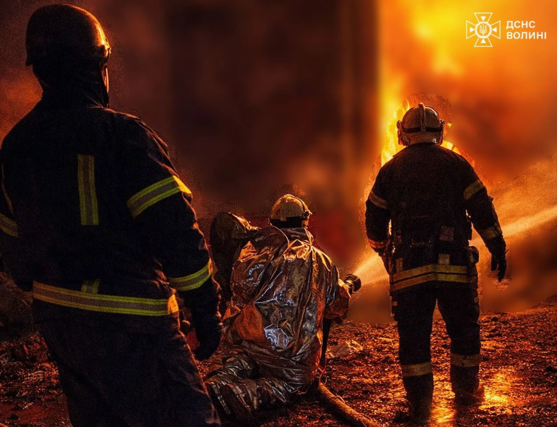 Зеленський: Російська армія використала понад 400 дронів і 40 ракет