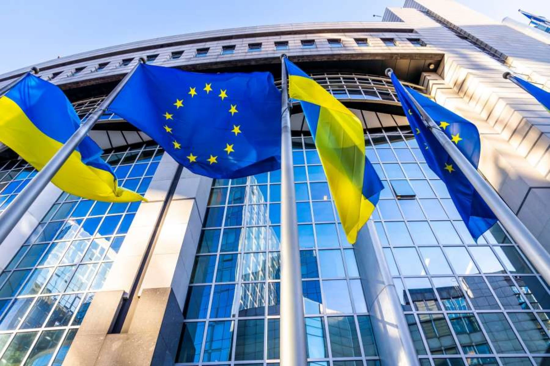 Федоров: Європарламент схвалив кредит для України на €90 мільярдів