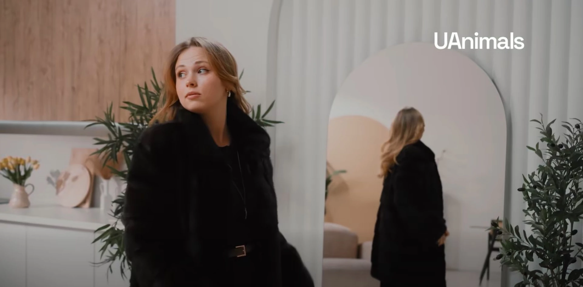 Акторка Анна Кошмал та учасник «Курган і Agregat» Раміл Насіров закликали відмовитися від хутряного одягу