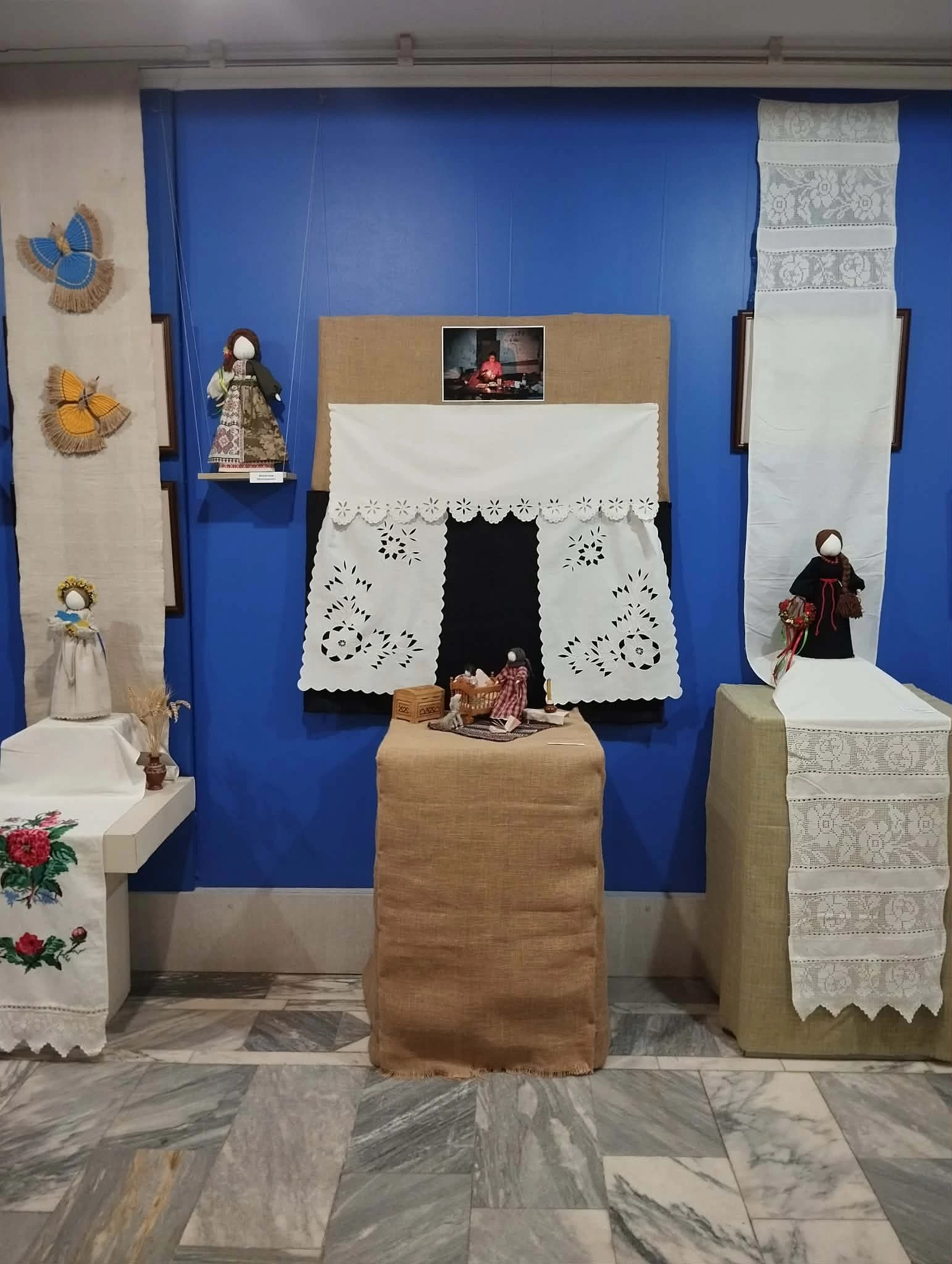 Лялькарка відкрила персональну виставку у музеї Богдана Хмельницького на Черкащині