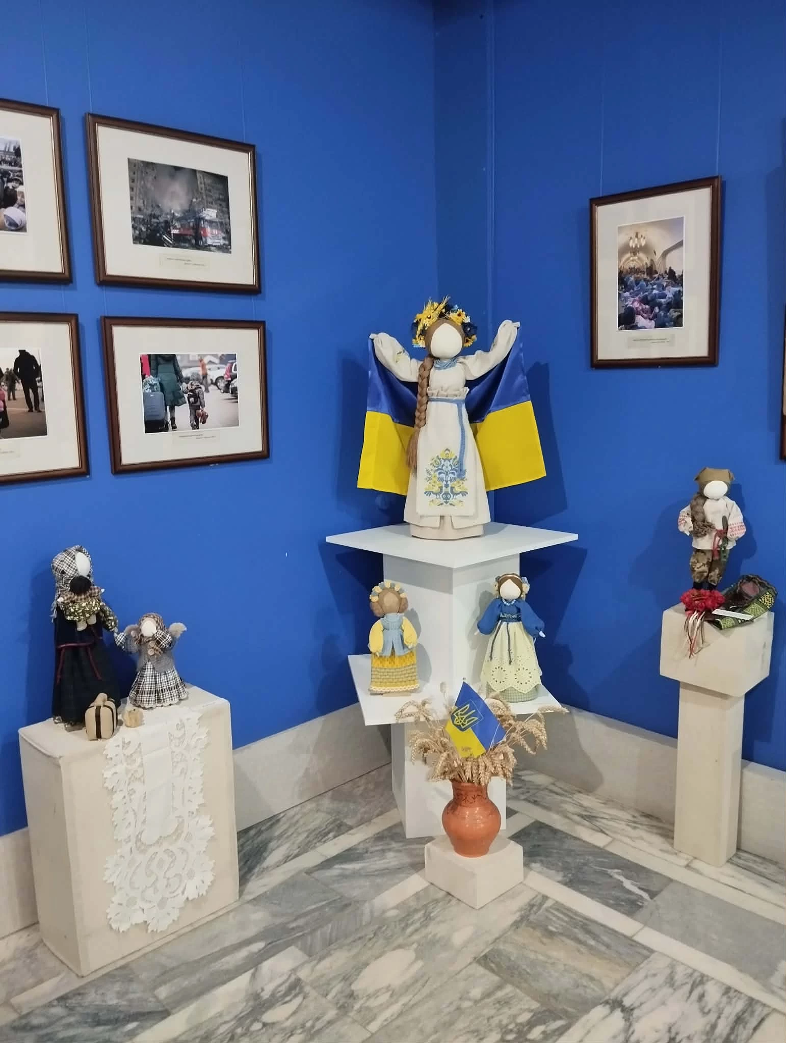 Лялькарка відкрила персональну виставку у музеї Богдана Хмельницького на Черкащині