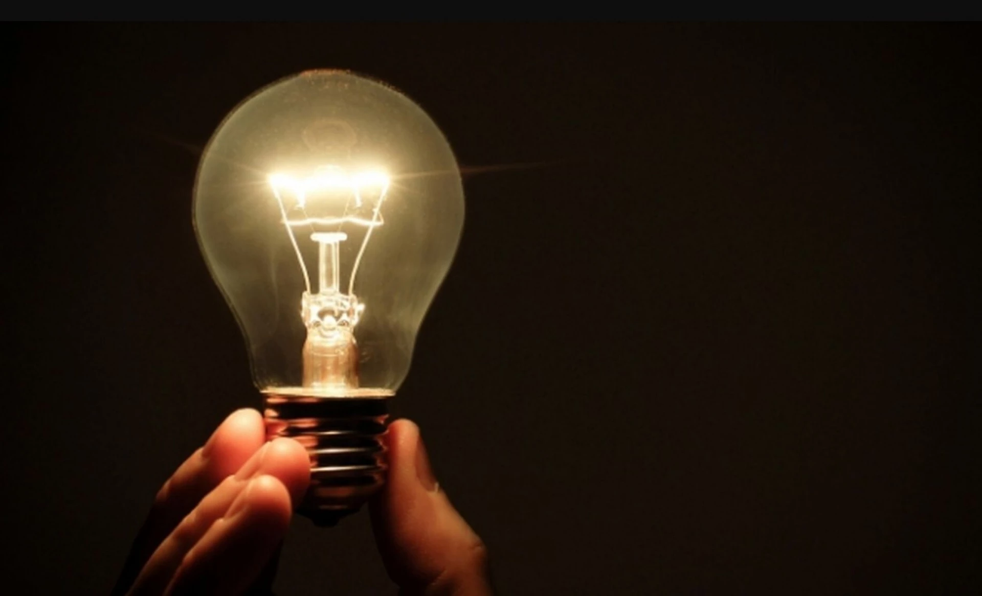 Після обстрілу «Черкасиобленерго» оновило графік відключення світла