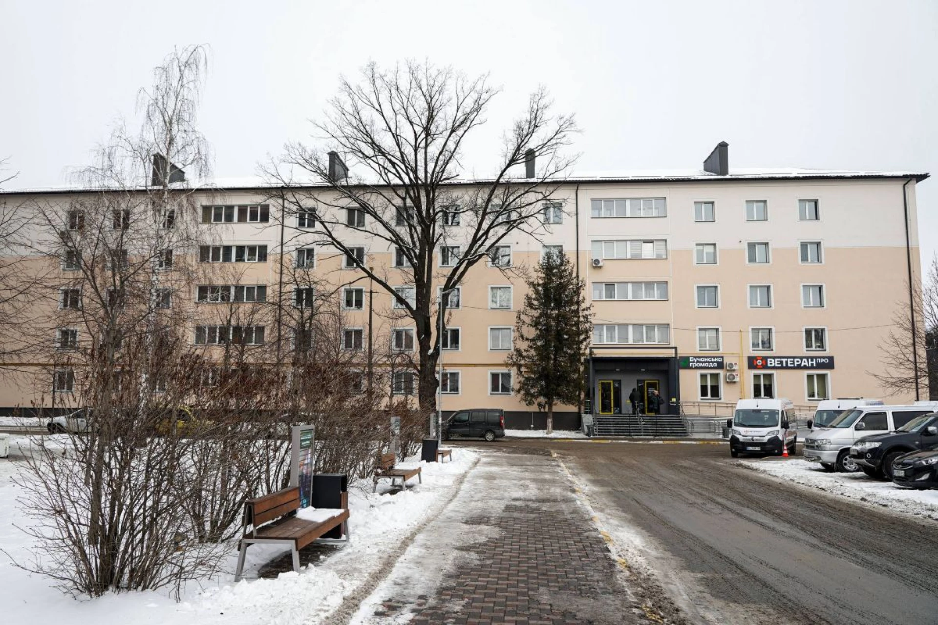 У Бучі відновили багатоквартирний будинок, який постраждав під час окупації