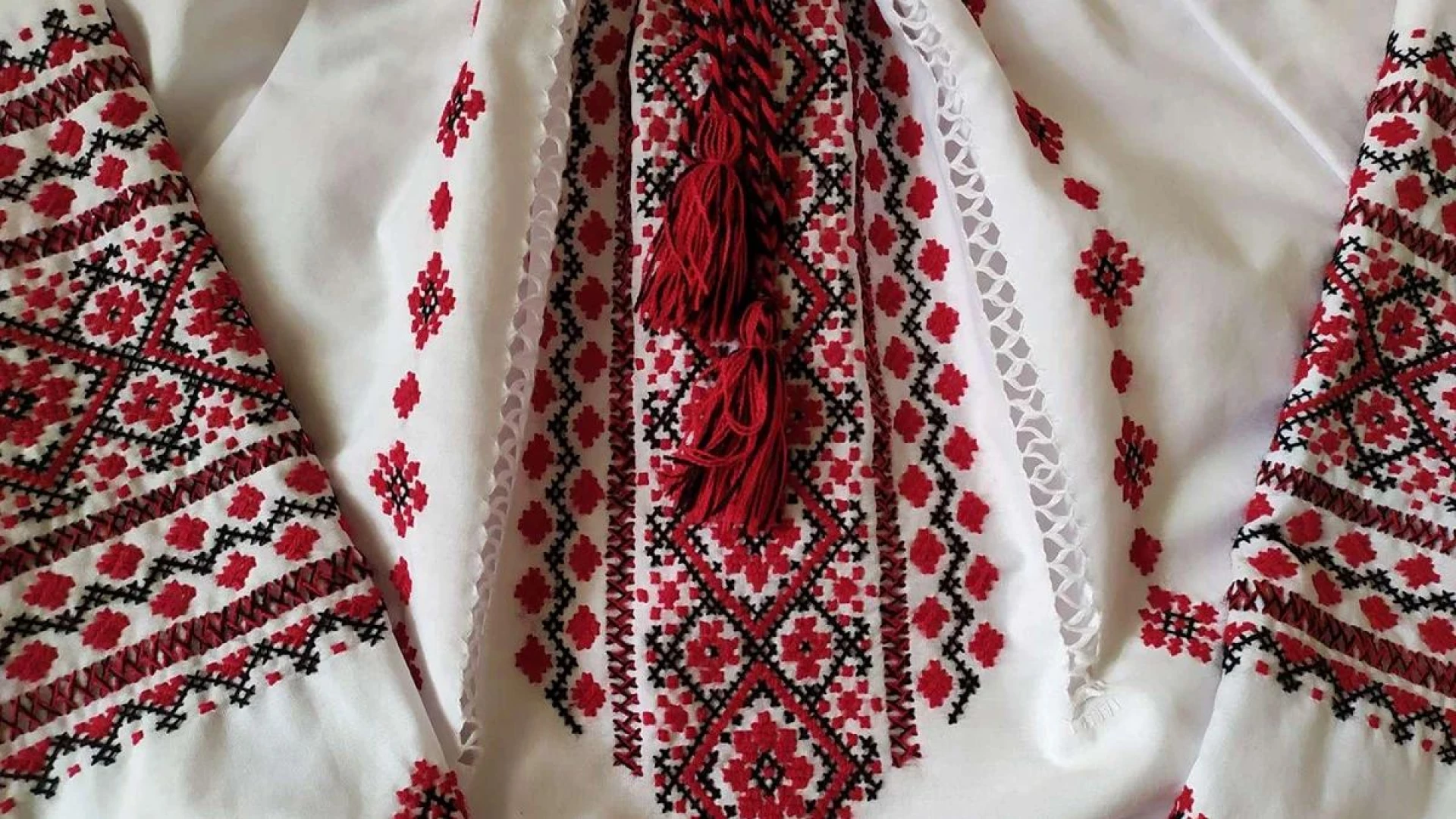 Вишивка Київщини: історія, техніки та символіка регіону