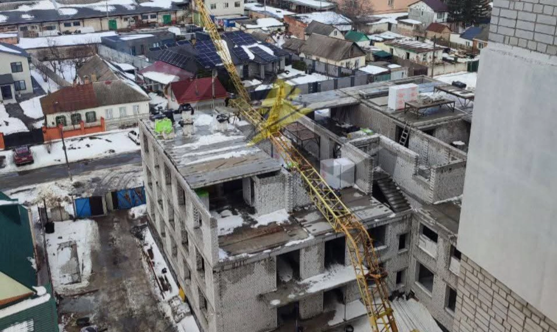 Будівельний кран вбив чоловіка у Черкасах