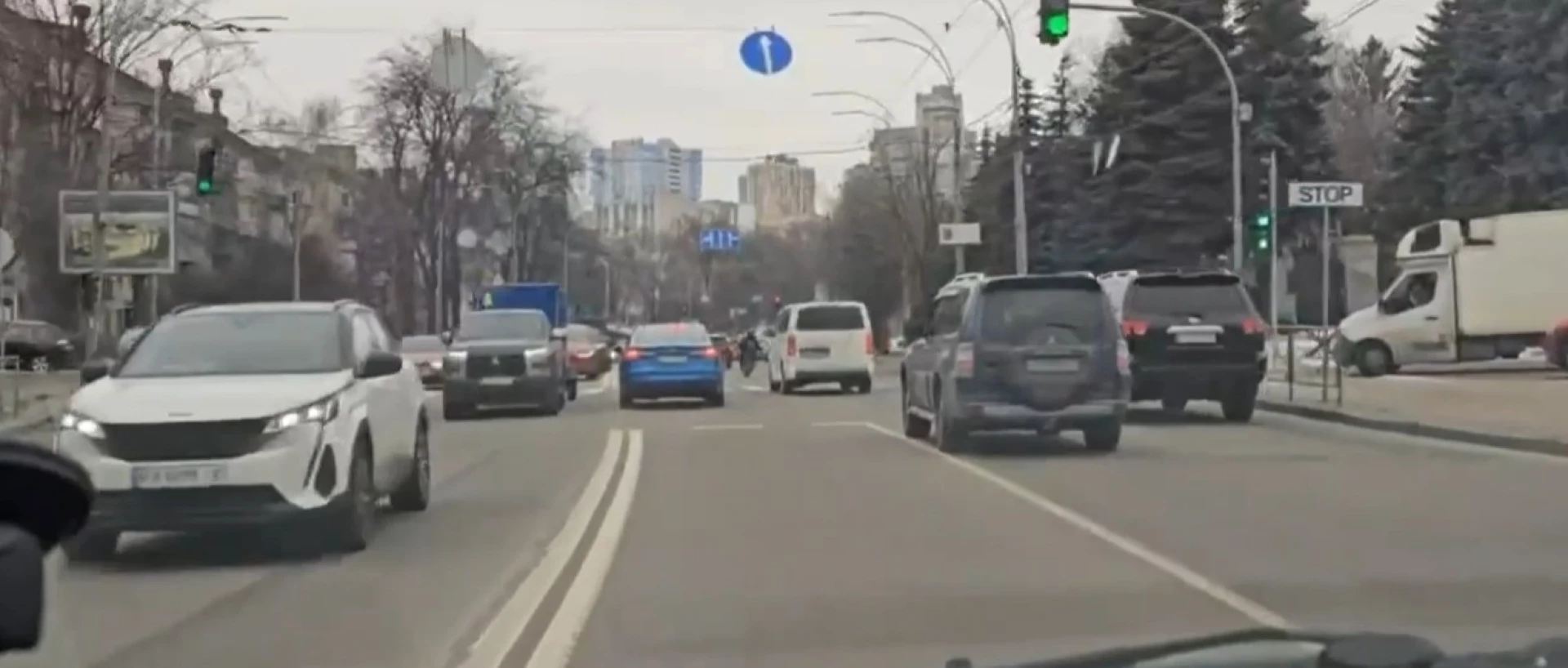 В поліції розповіли подробиці стрільби у Києві: нетверезий водій без прав намагався втекти від копів