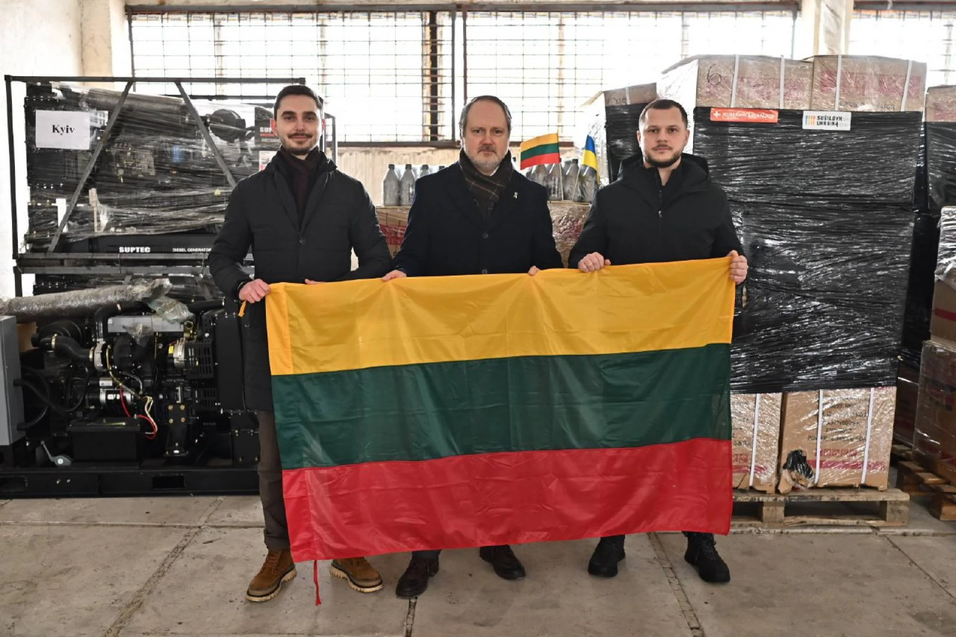 Литва передала Київщині 84 генератори для критичної інфраструктури