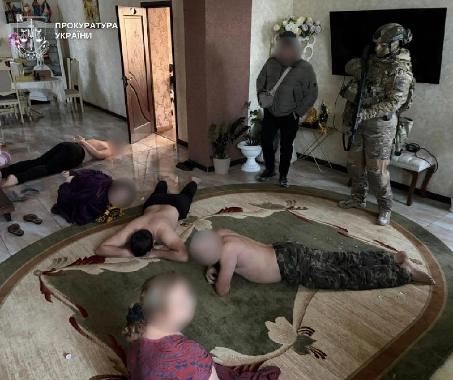 Обіцяли повернення загиблих і зниклих бійців: у Києві трьом «ворожкам» оголосили підозру