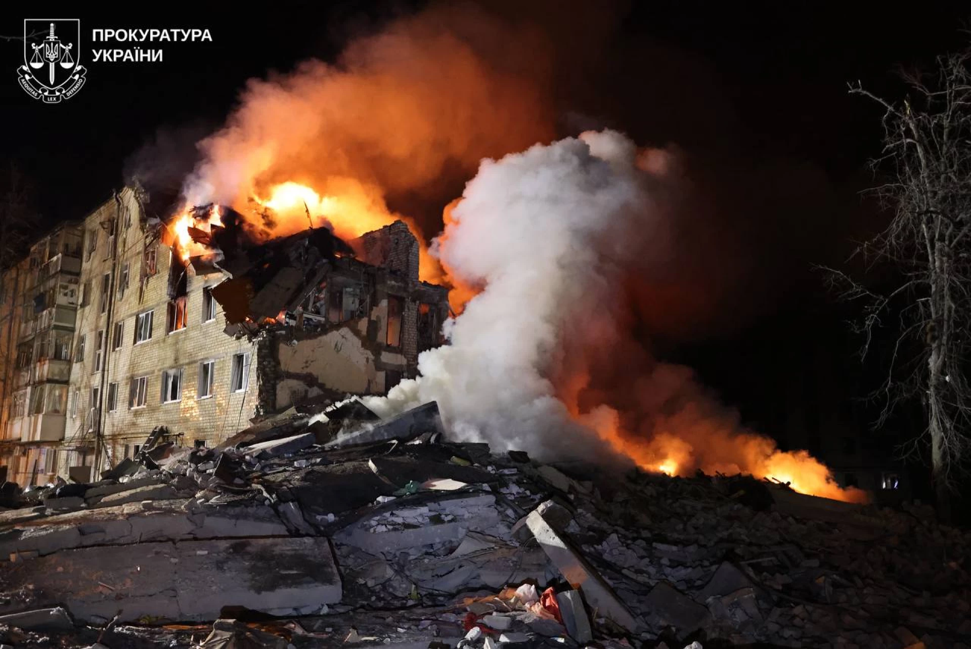 Росія вдарила по будинку в Харкові новою ракетою