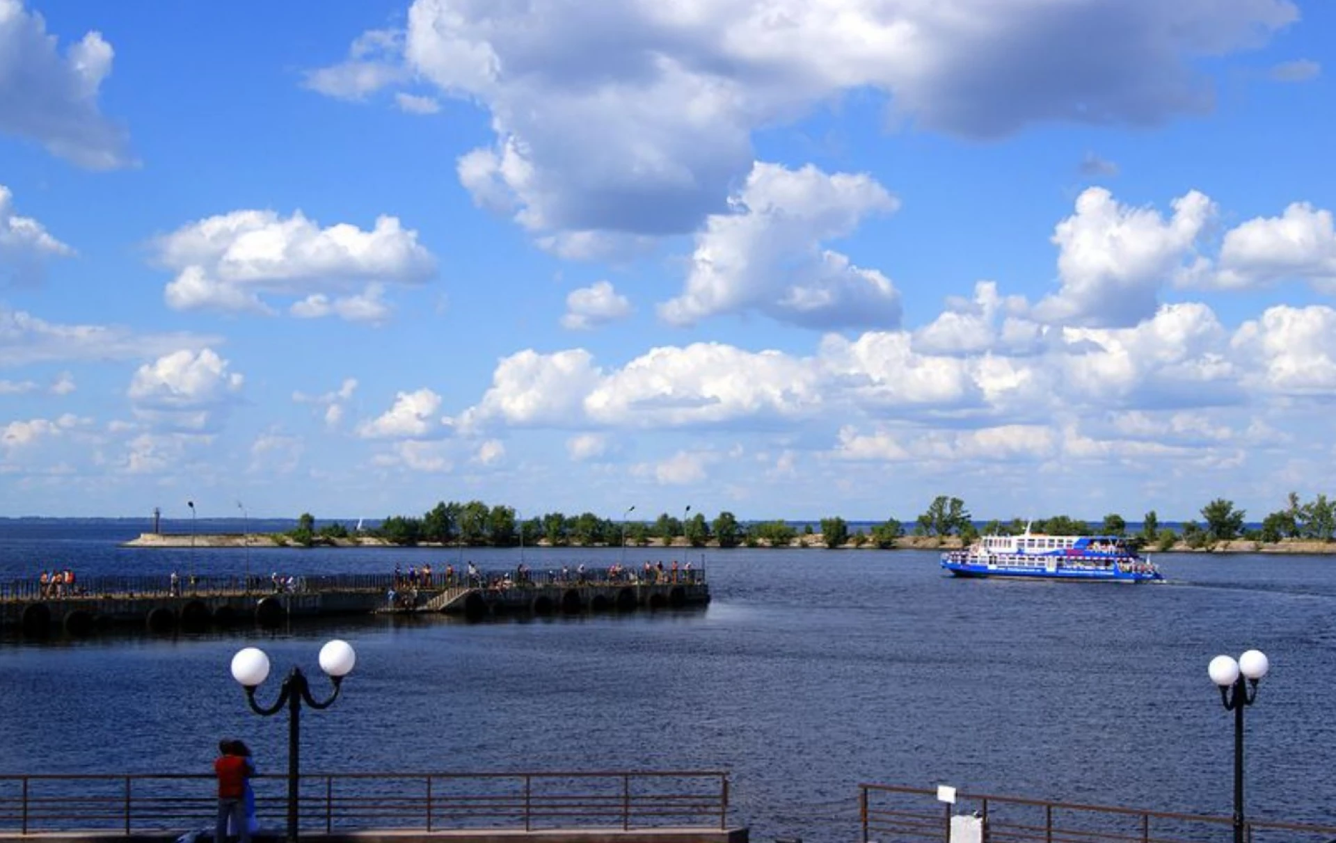 Там, де Дніпро стає морем: чим особлива Черкаська набережна і як її хочуть змінити